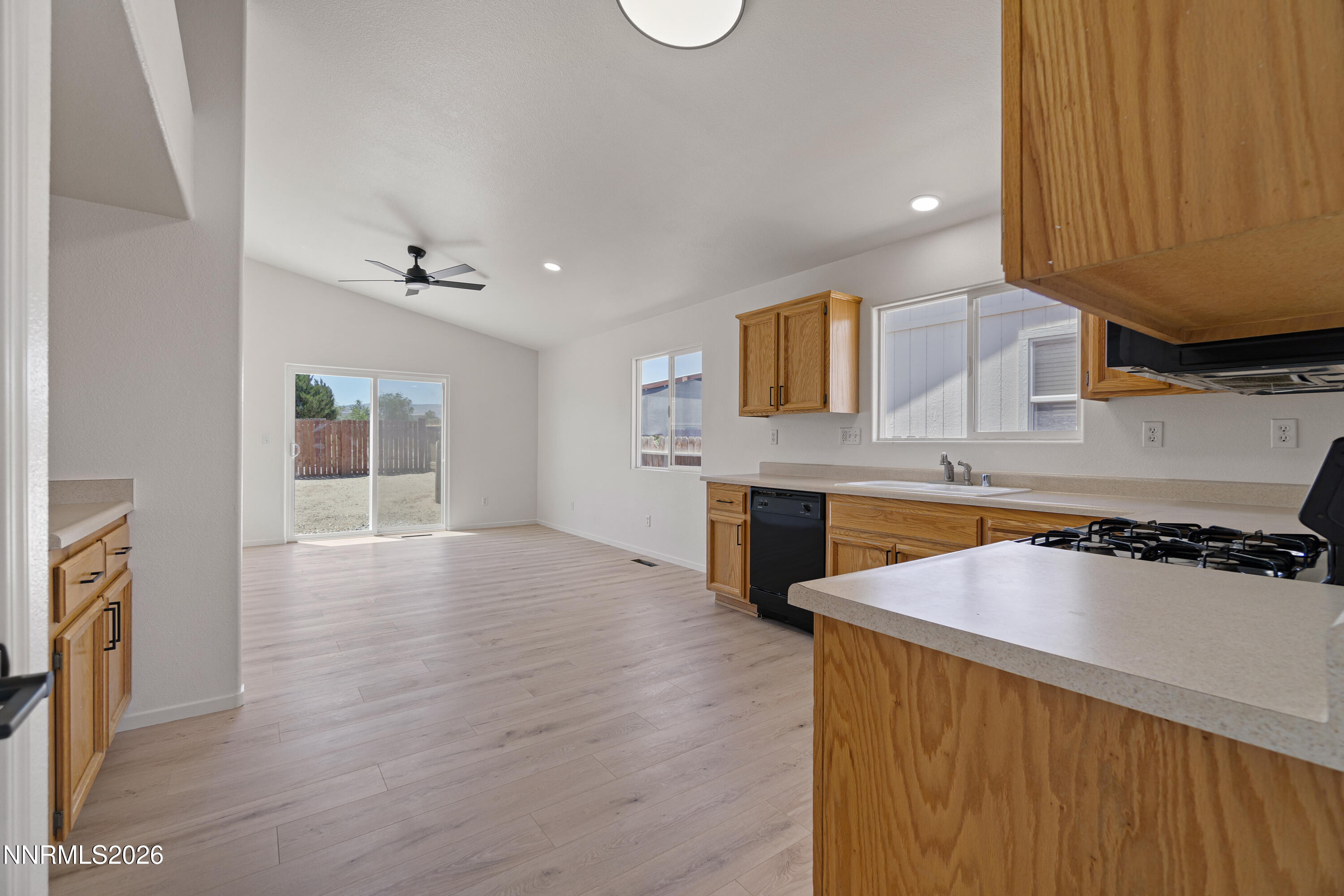 419 Sunshine Lane Property Photo 11