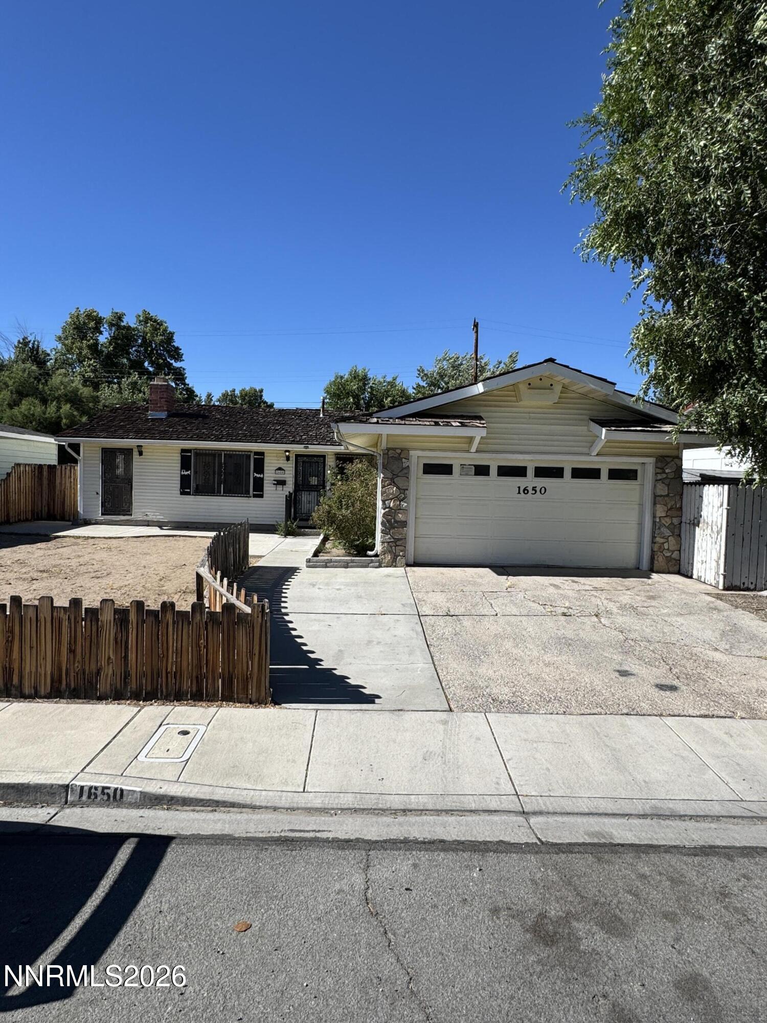 1650 Trabert Way Property Photo 1