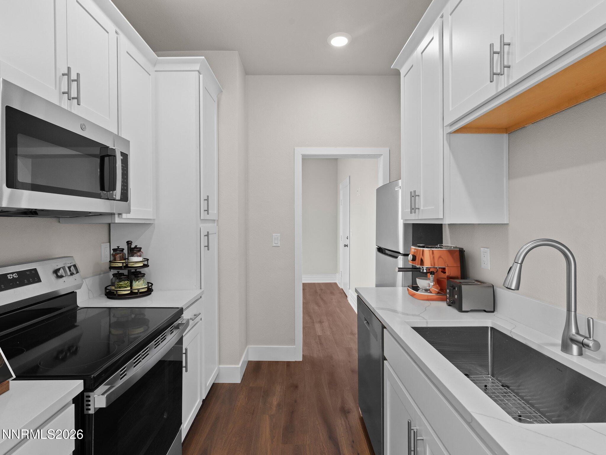 50 Berrum Place Property Photo 18