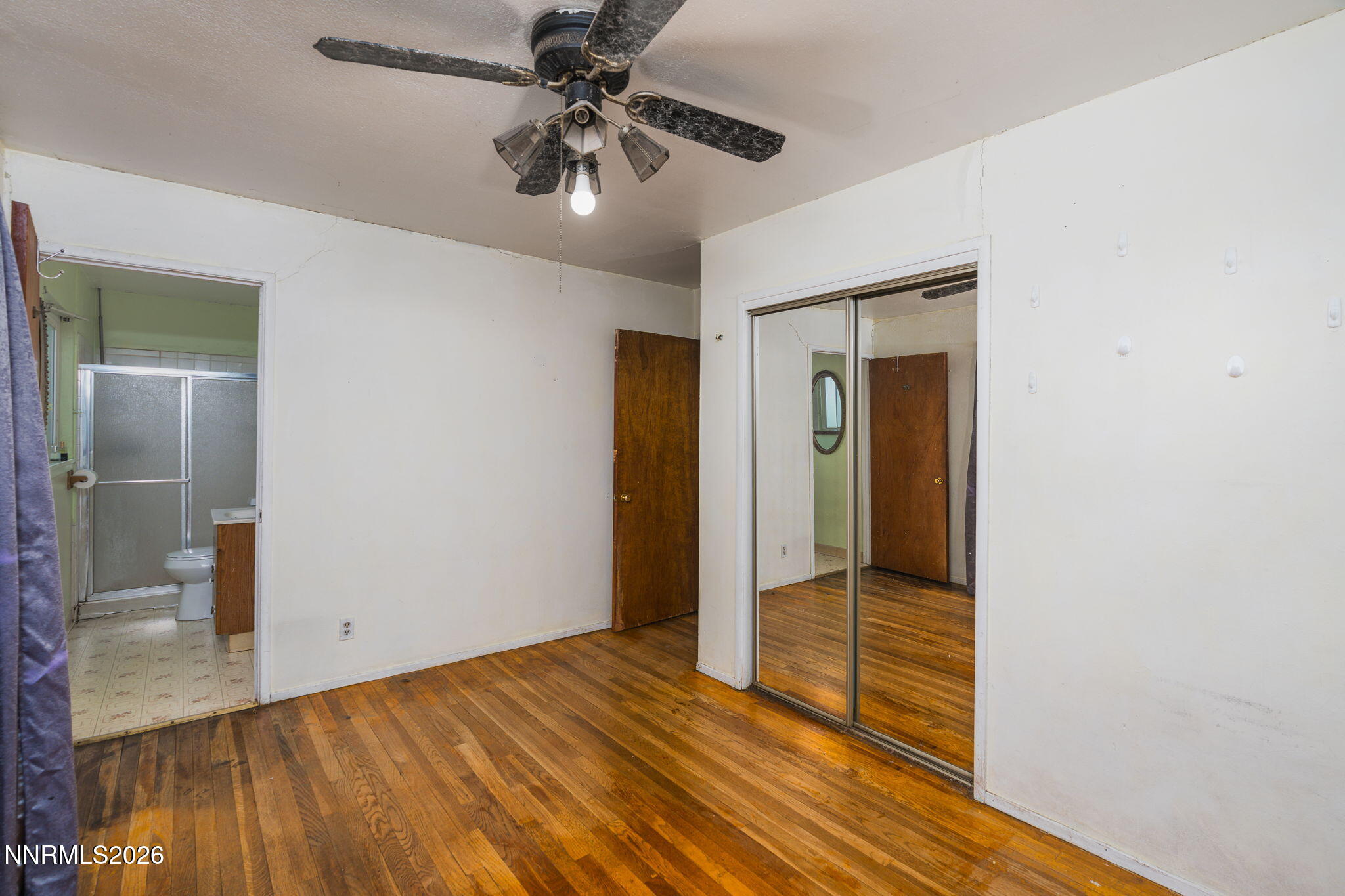 1370 Castle Way Property Photo 13