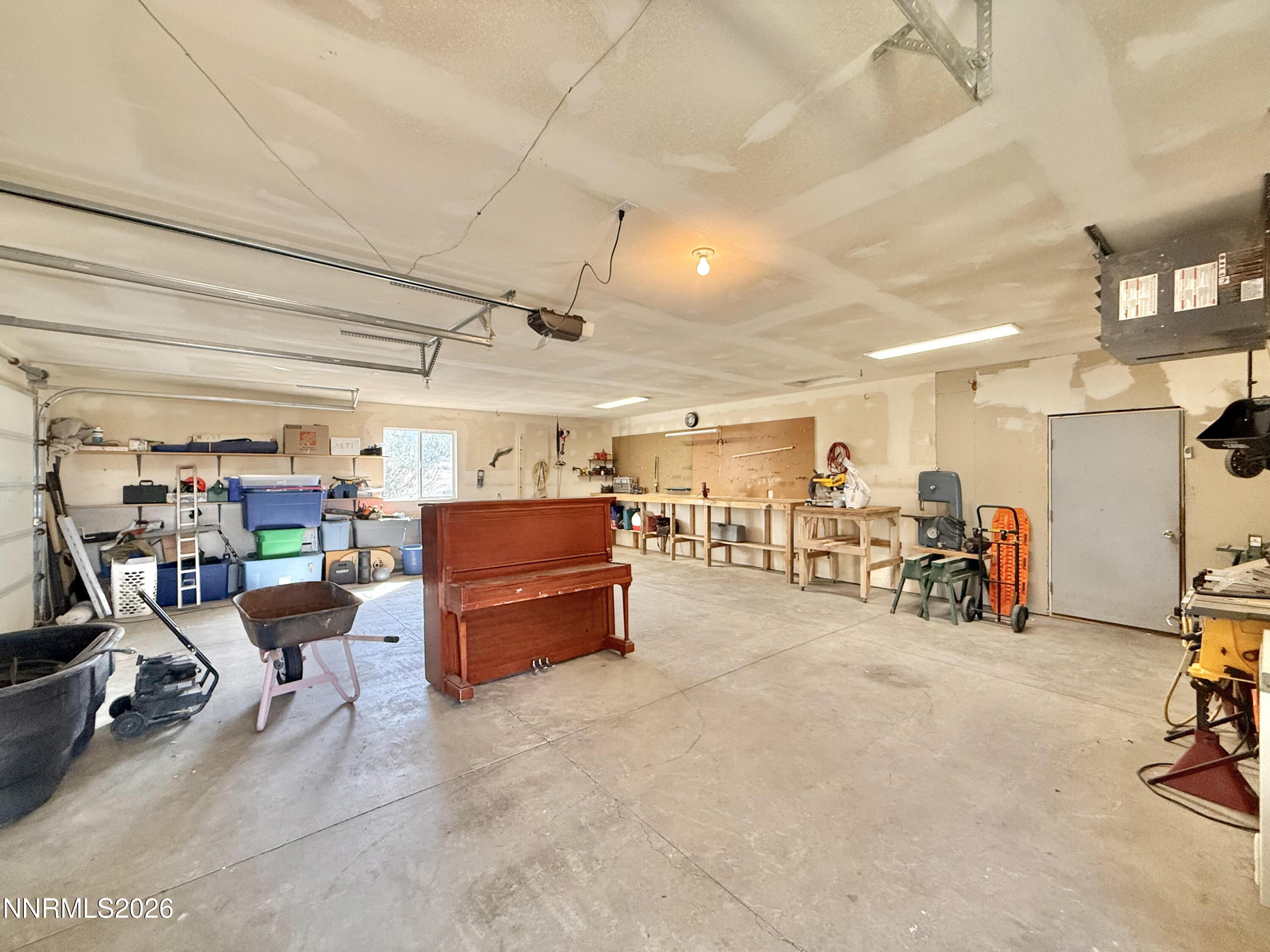18665 Goodness Way Property Photo 6