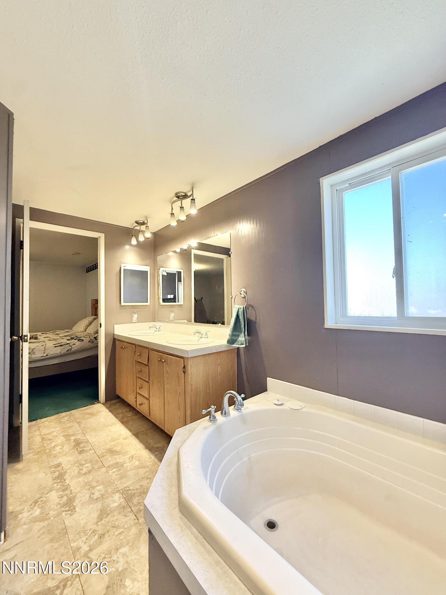 18665 Goodness Way Property Photo 22