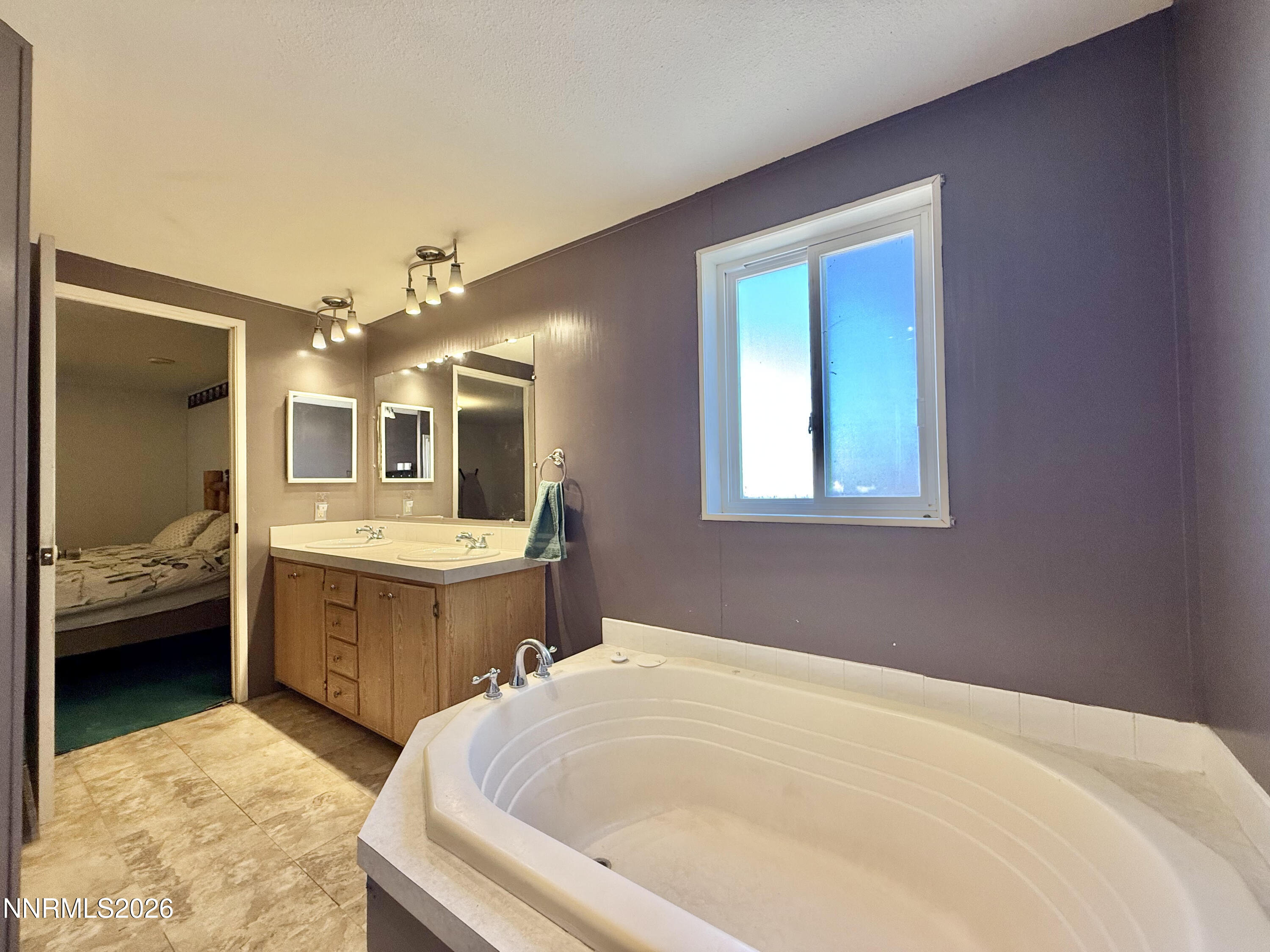 18665 Goodness Way Property Photo 23