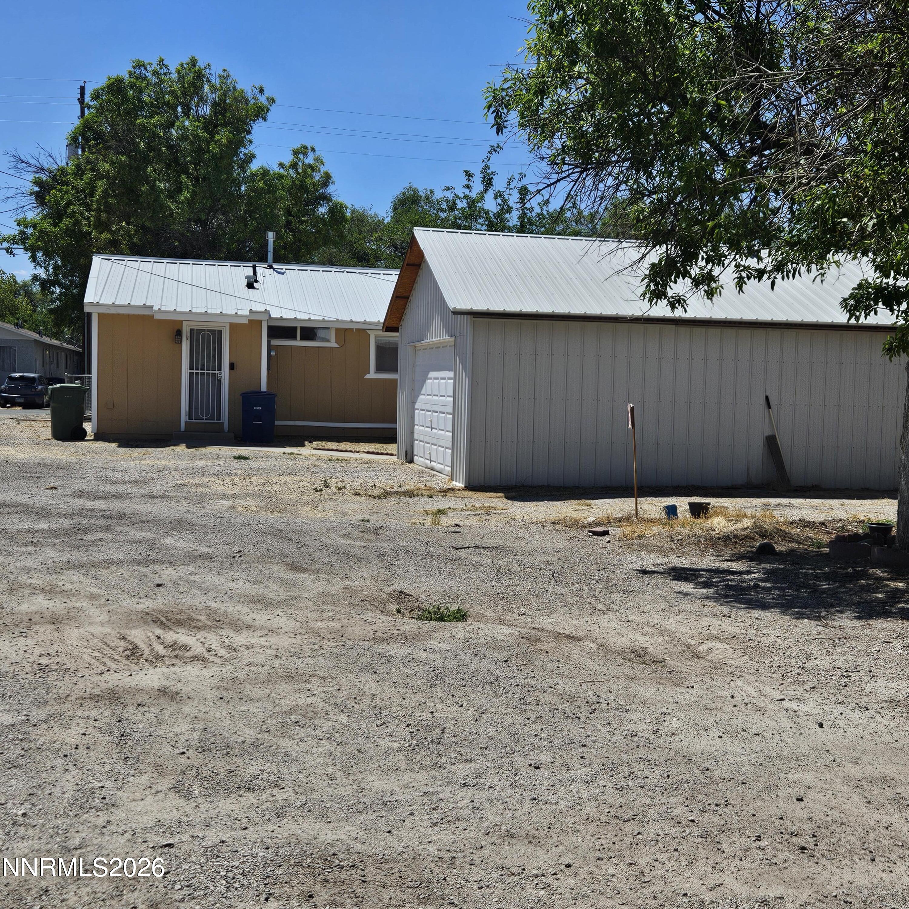 515-517 Wildes Street Property Photo 6