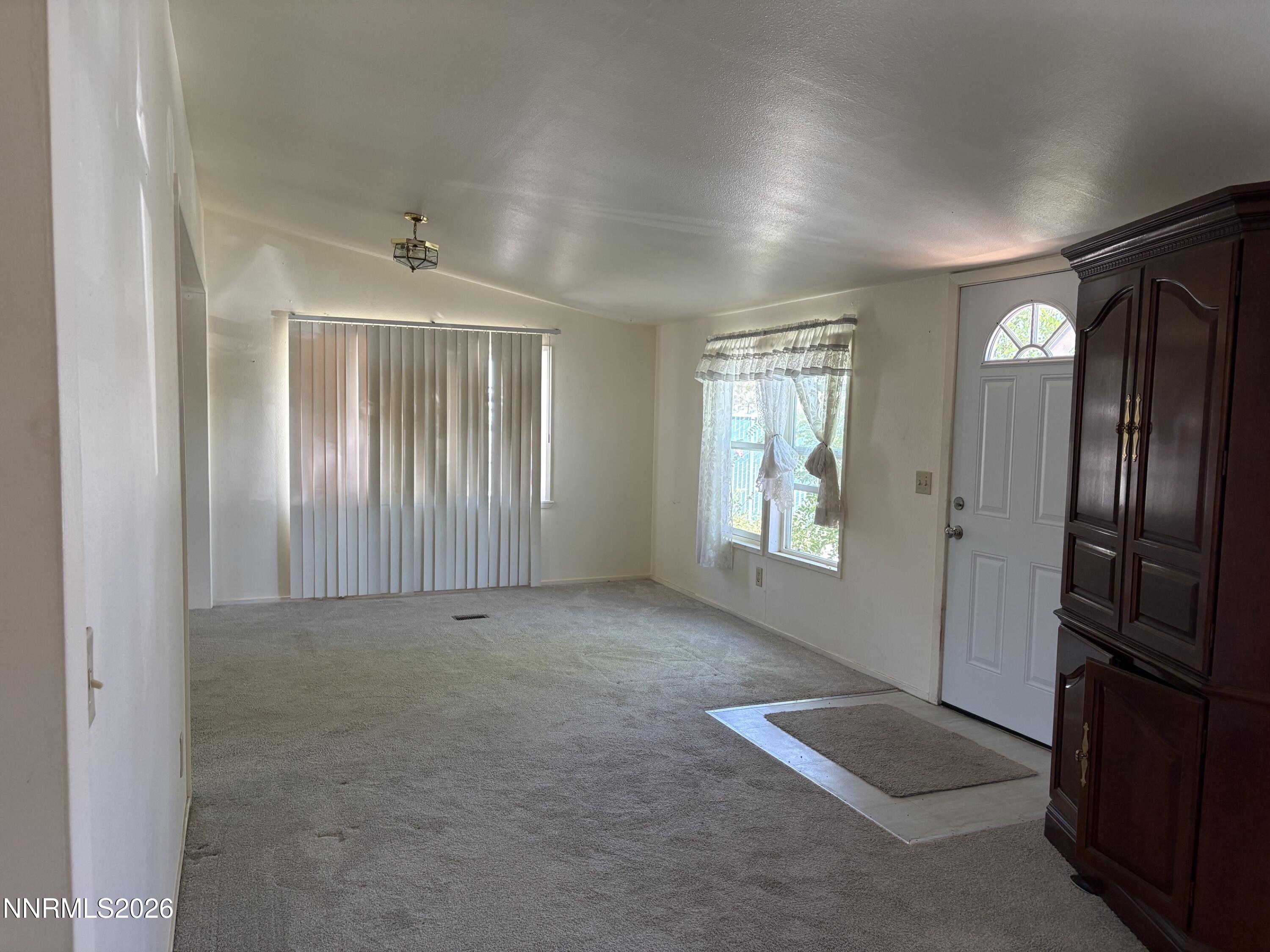 212 Coons Circle C Property Photo 6