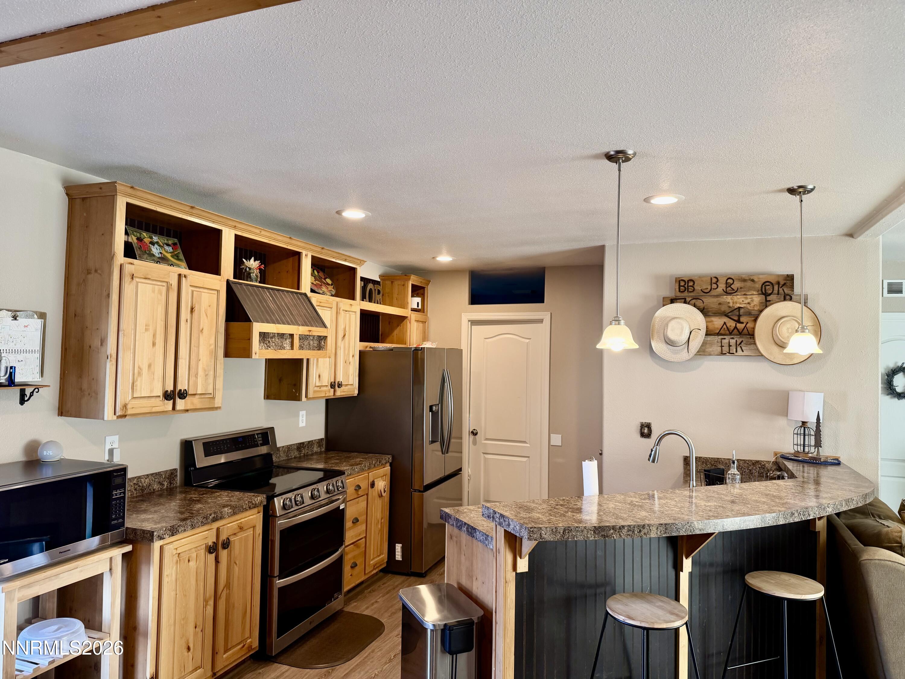 7990 Sunset Drive Property Photo 10