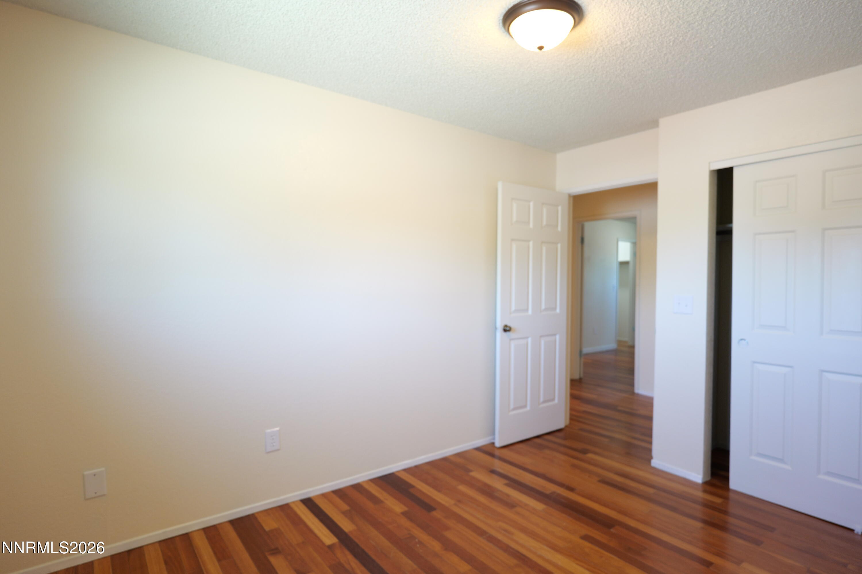 194 6th Street Property Photo 8