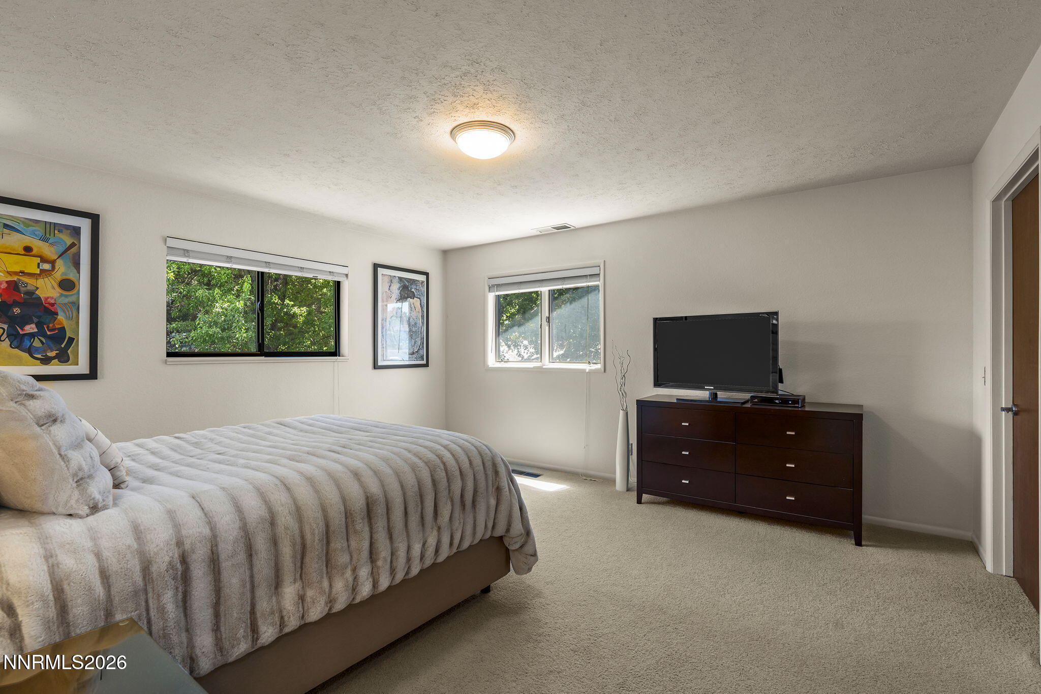 1505 Krupp Circle Property Photo 24