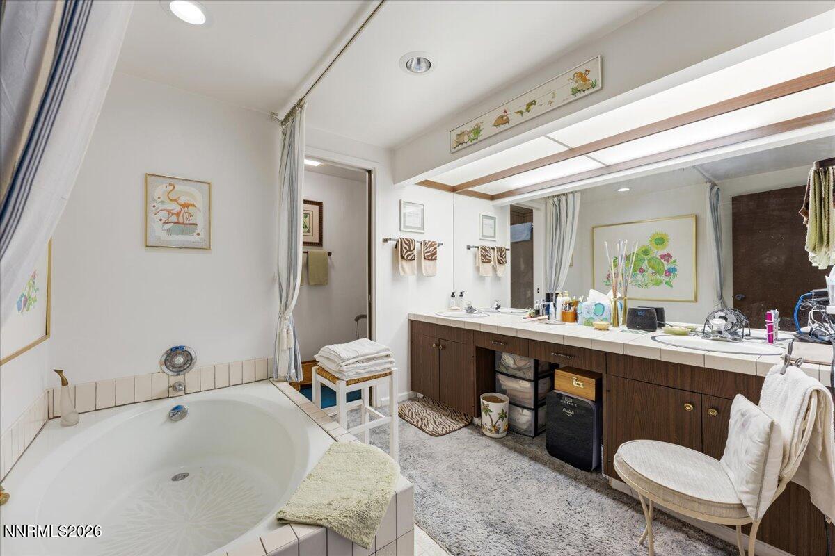 1200 Riverside Drive 1200 Property Photo 22