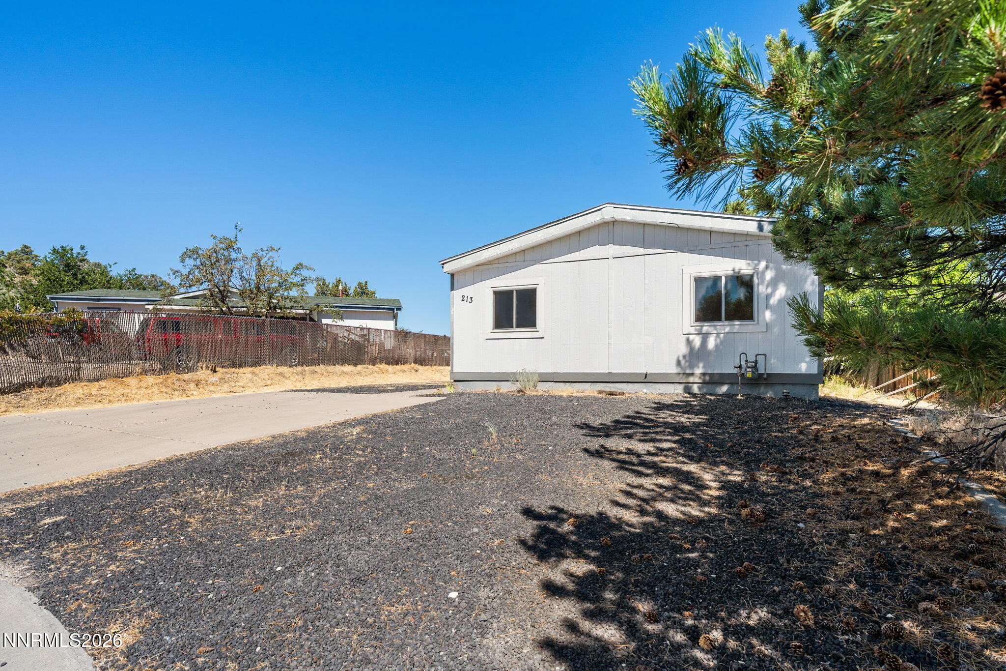 213 E Miriam Way Property Photo 3