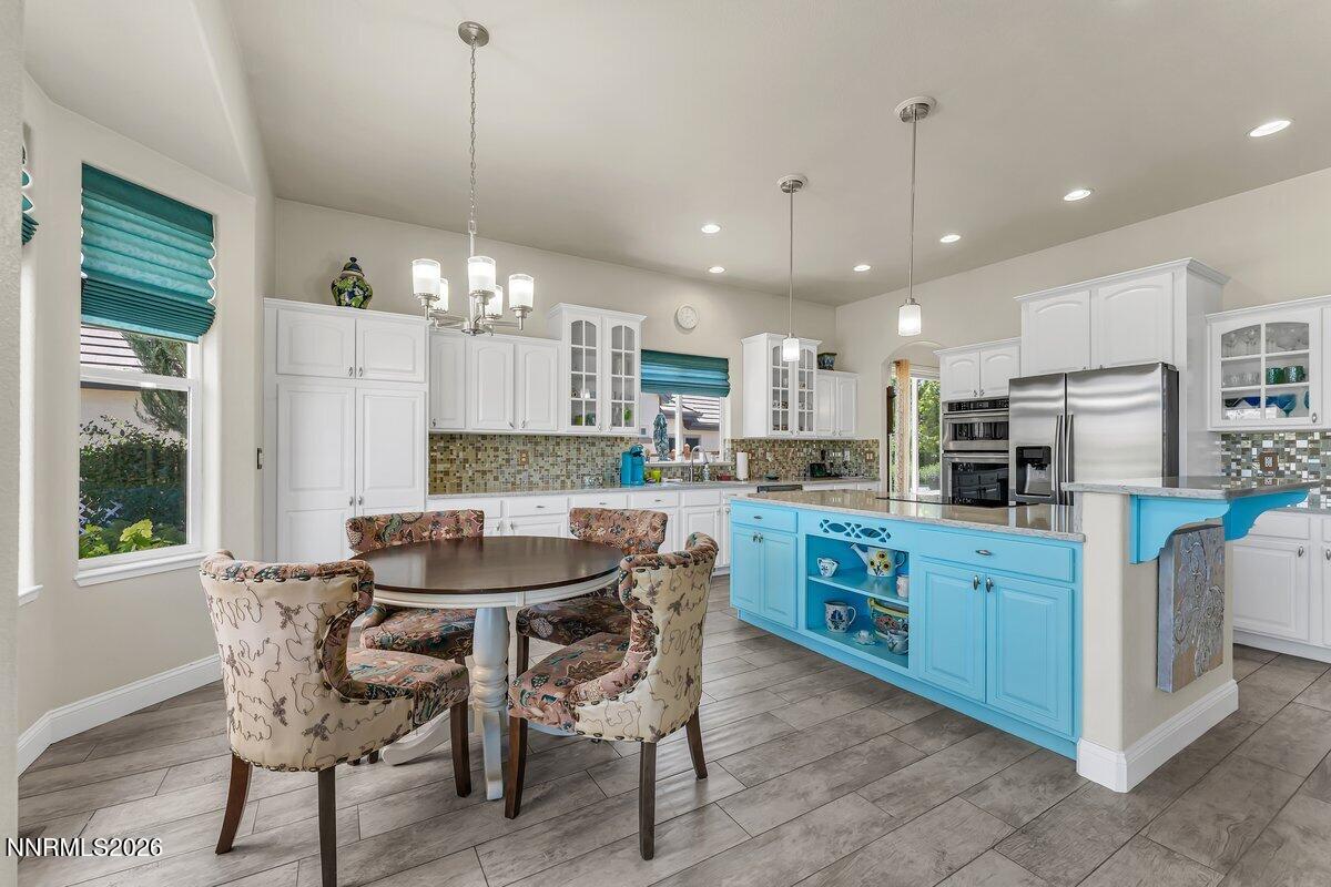 7330 Island Queen Drive Property Photo 17