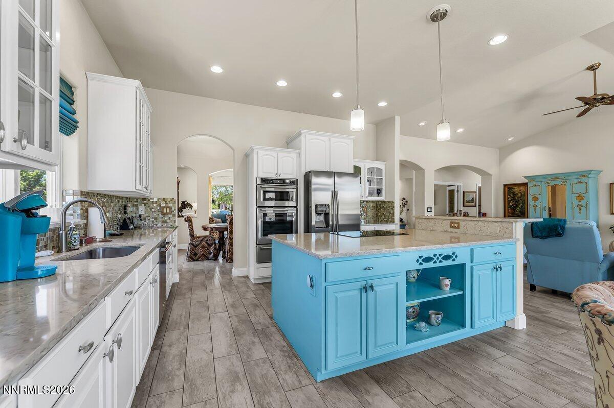 7330 Island Queen Drive Property Photo 18