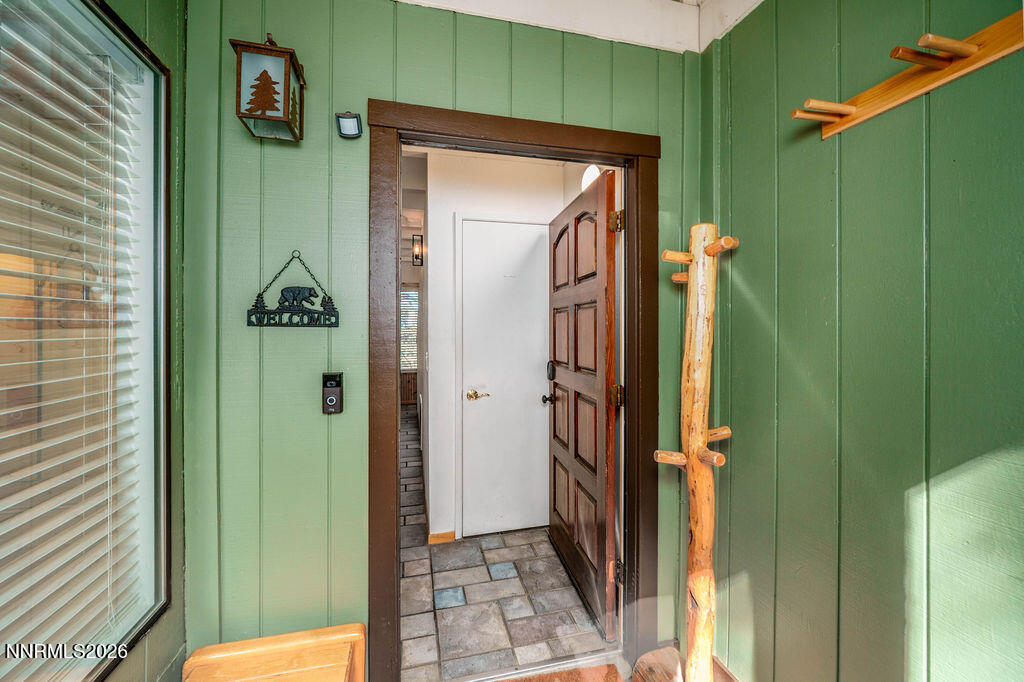 233 Clubhouse Circle Property Photo 6