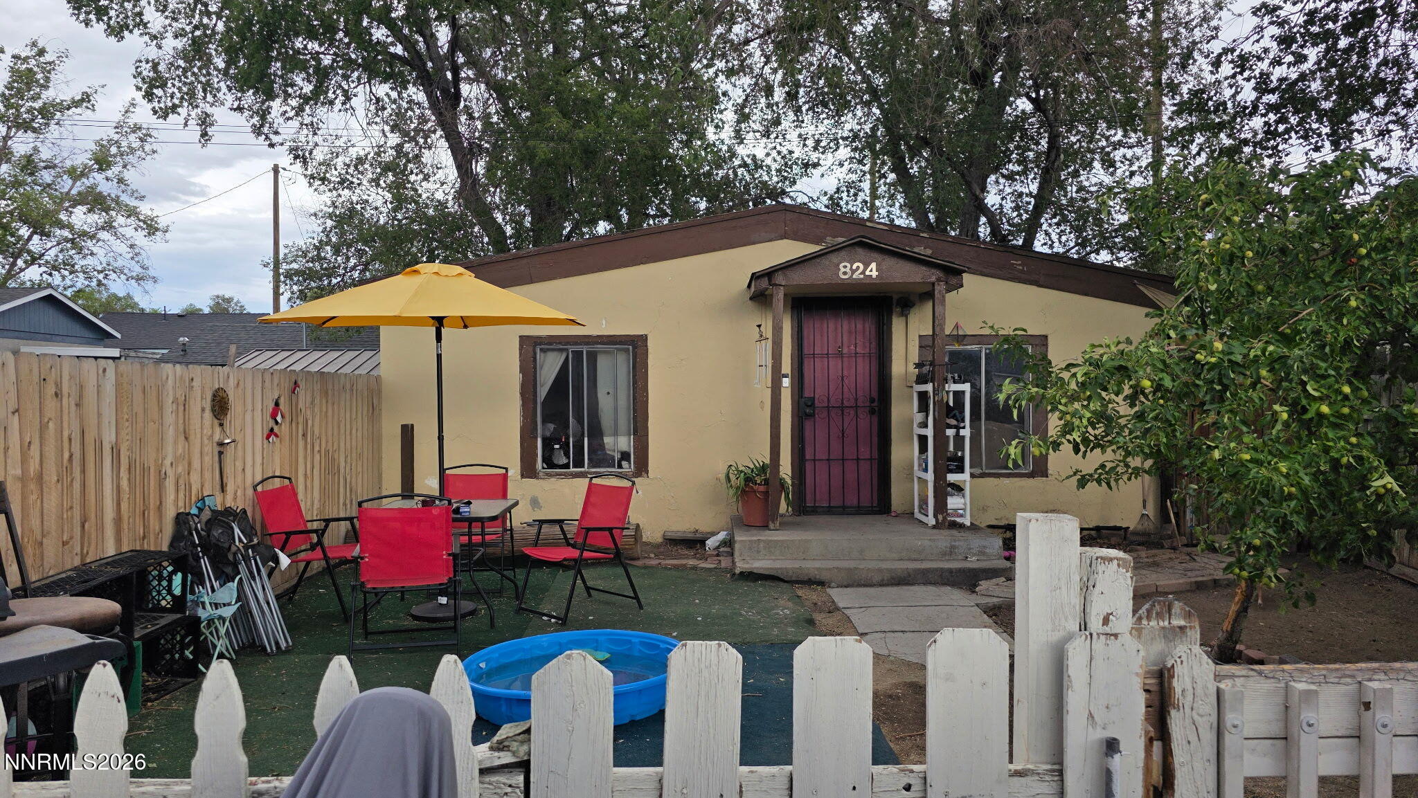 824 Rock Boulevard Property Photo 1