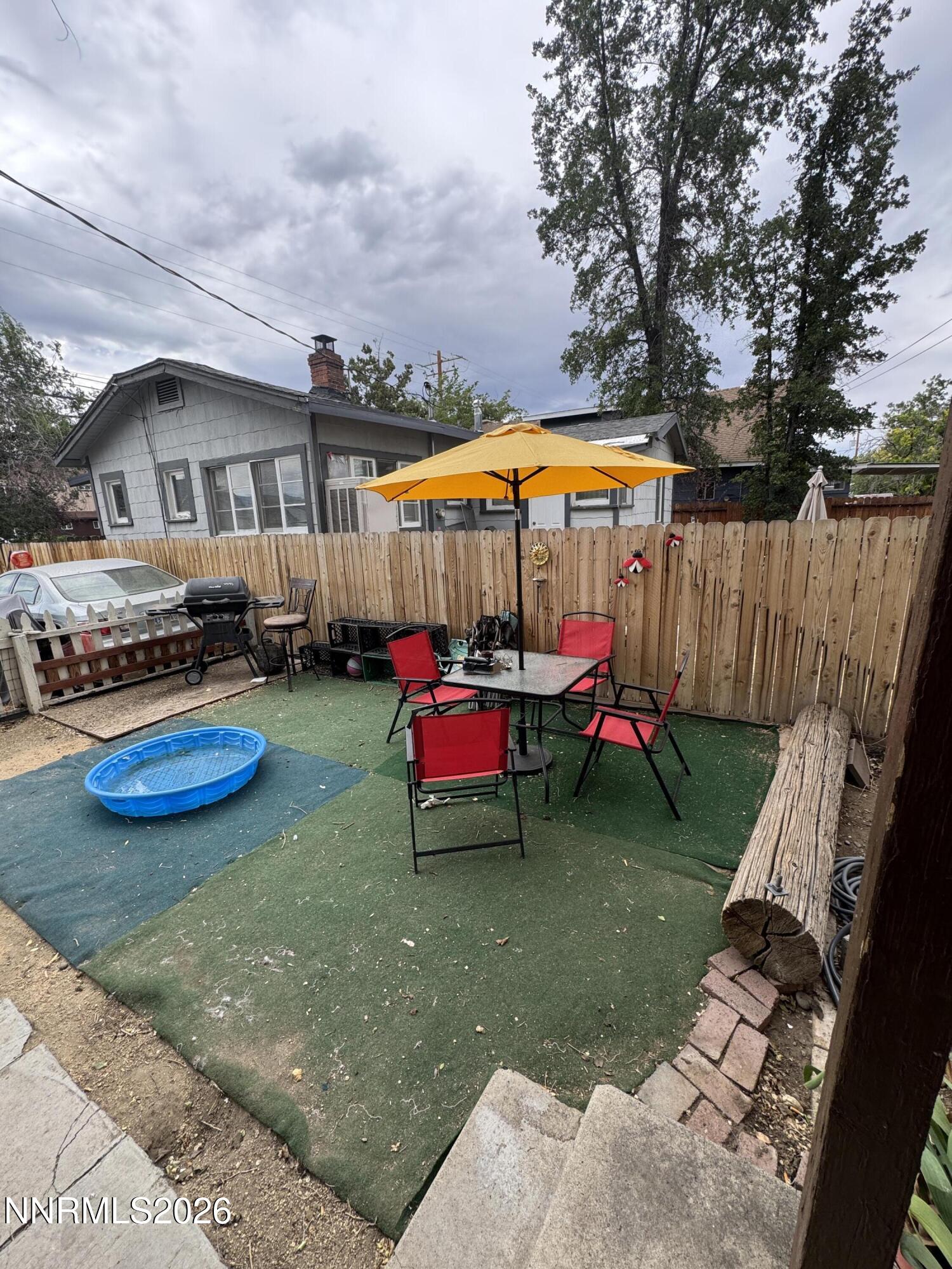 824 Rock Boulevard Property Photo 3