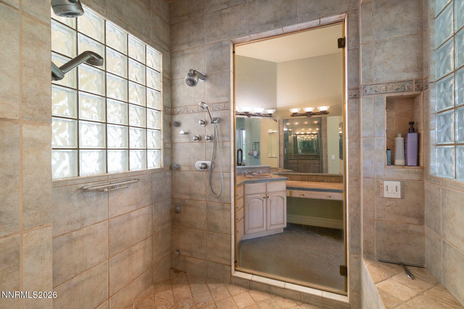 1750 Del Monte Lane Property Photo 29