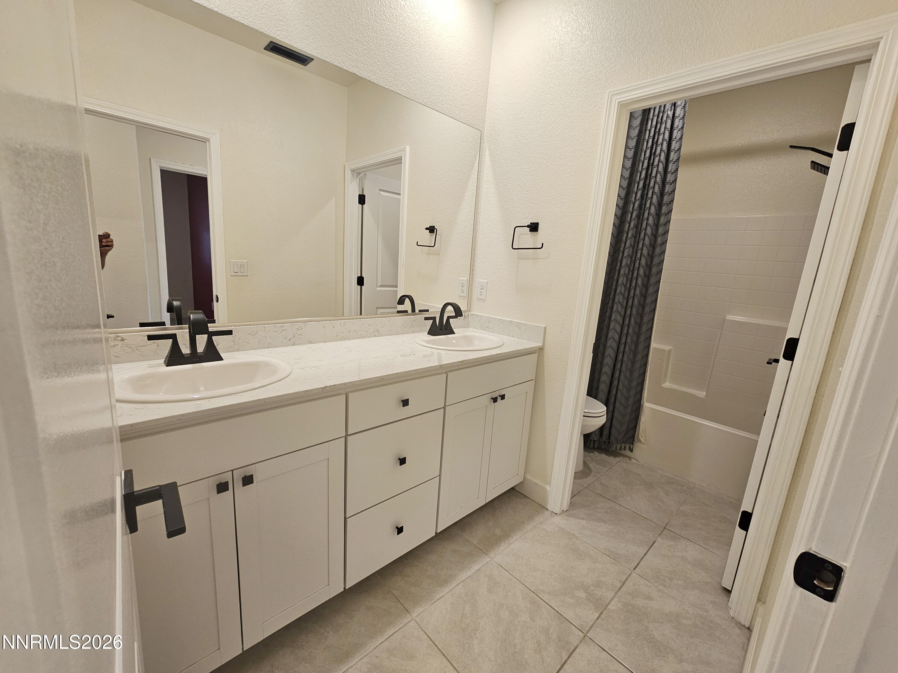 6388 Red Stable Road Property Photo 23