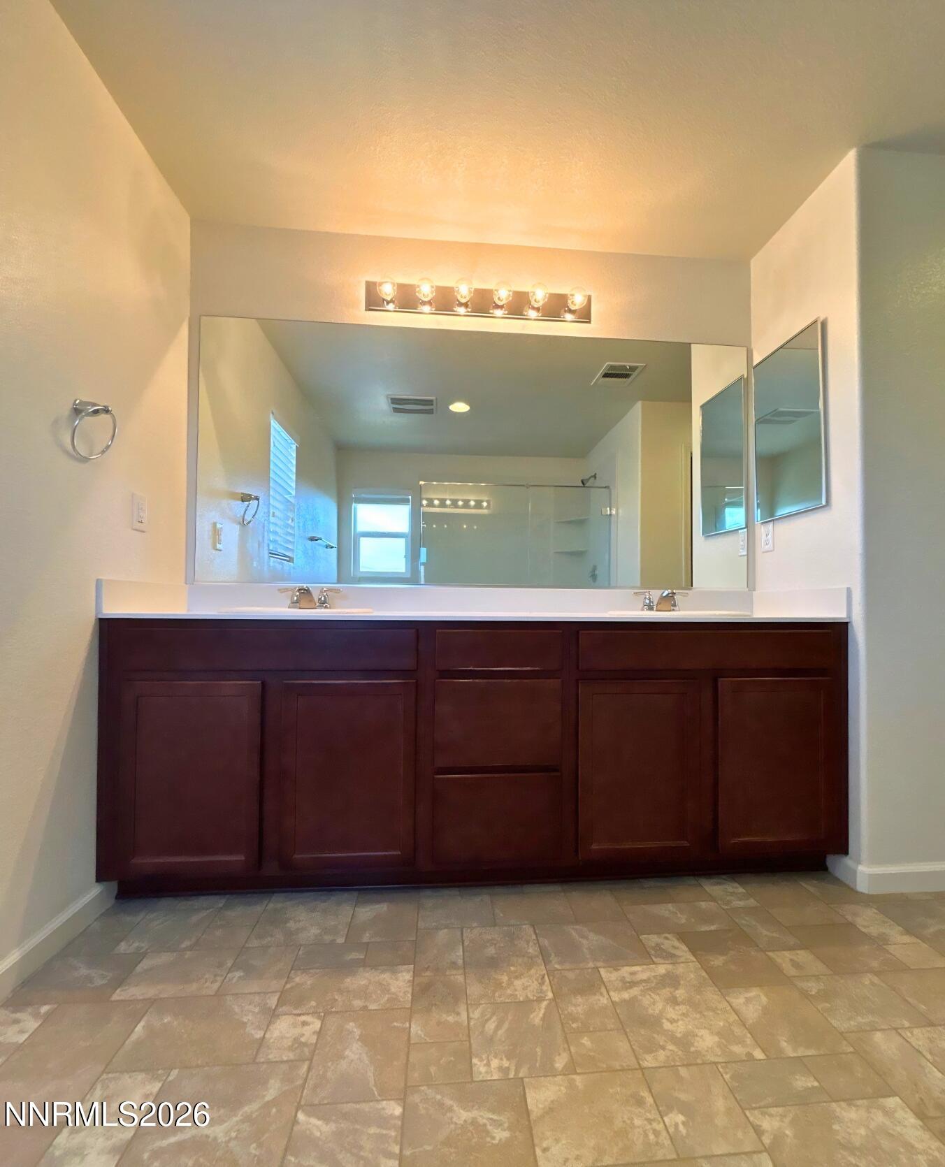 11042 Marymount Drive Property Photo 12