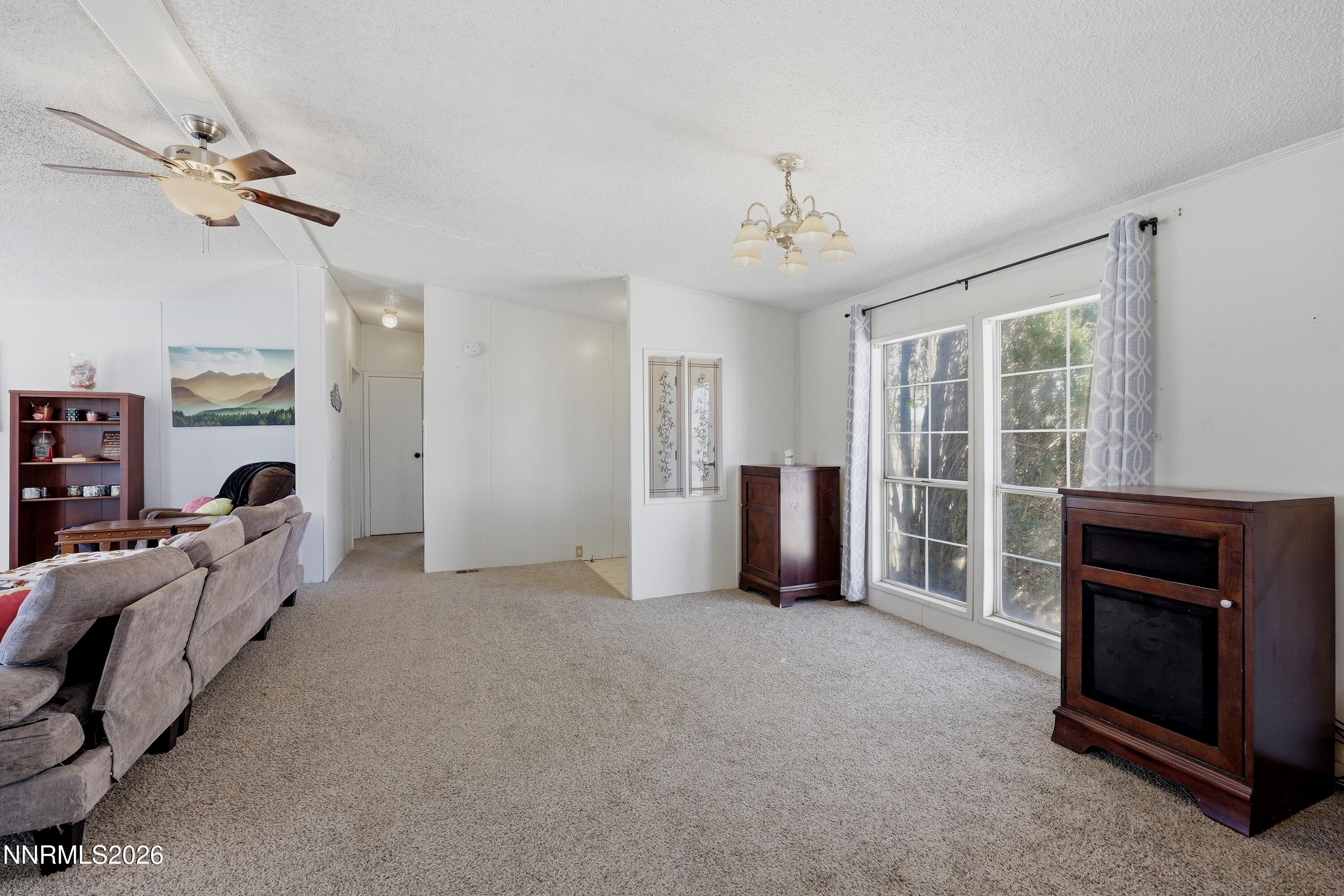 9095 Calico Way Property Photo 3