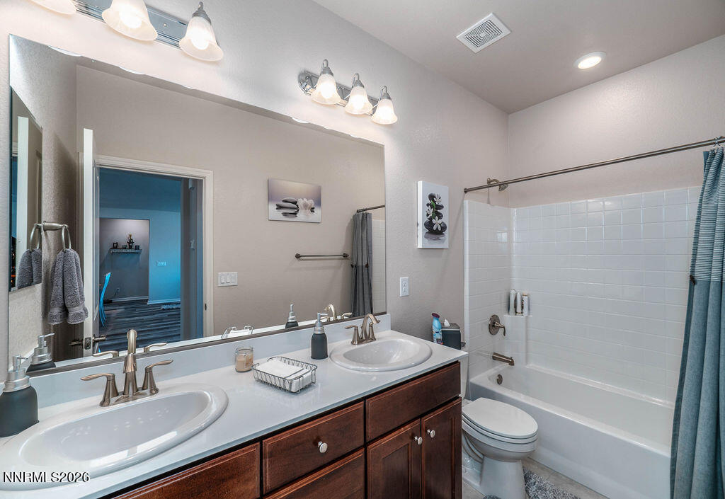 2329 Seaberry Drive Property Photo 21