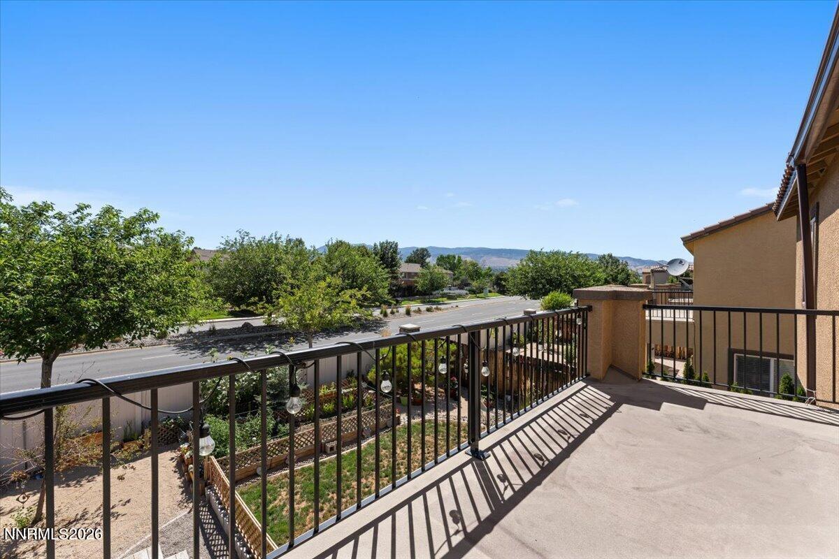 1860 Braemore Drive Property Photo 17