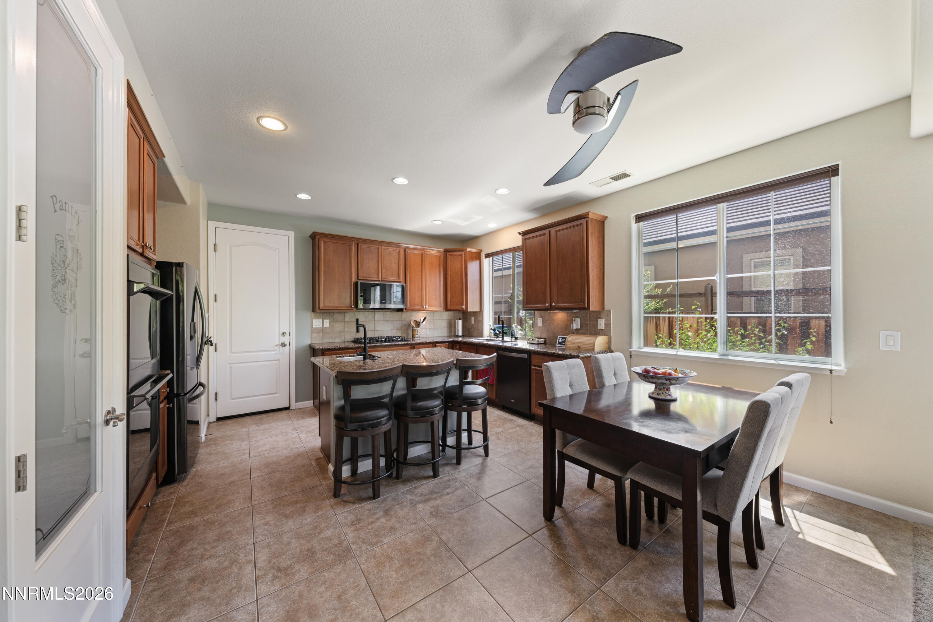 6679 Quantum Drive Property Photo 8
