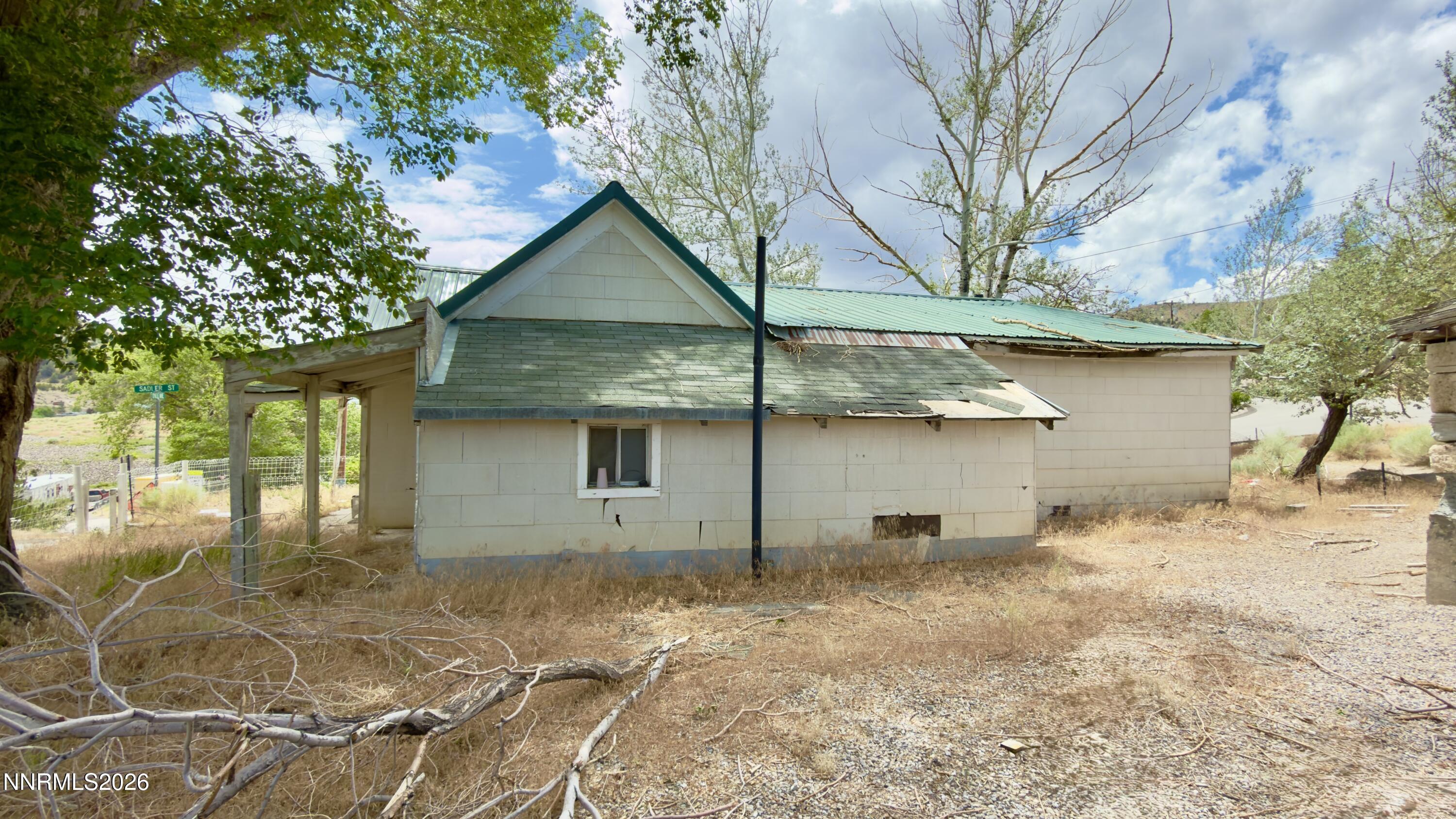 40 N O'neil Avenue Property Photo 4
