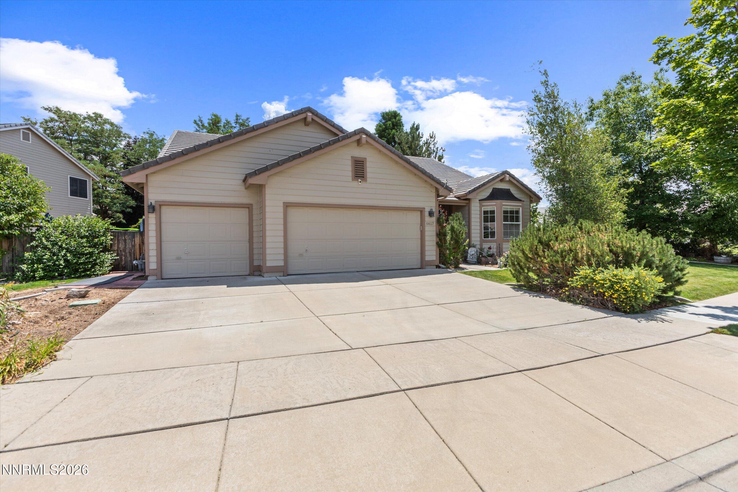 6617 Copper Ann Drive Property Photo 2