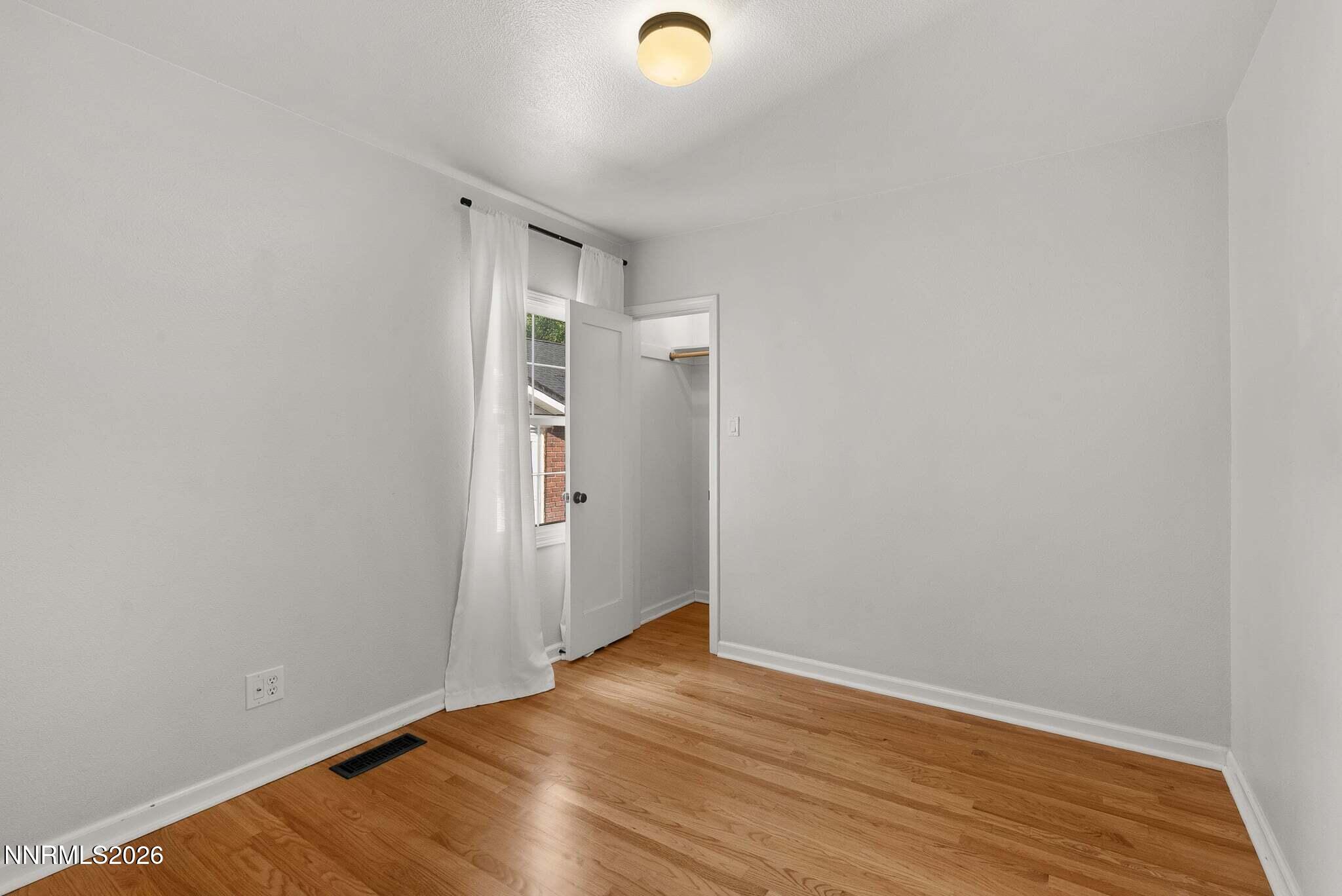 930 Nixon Avenue Property Photo 12