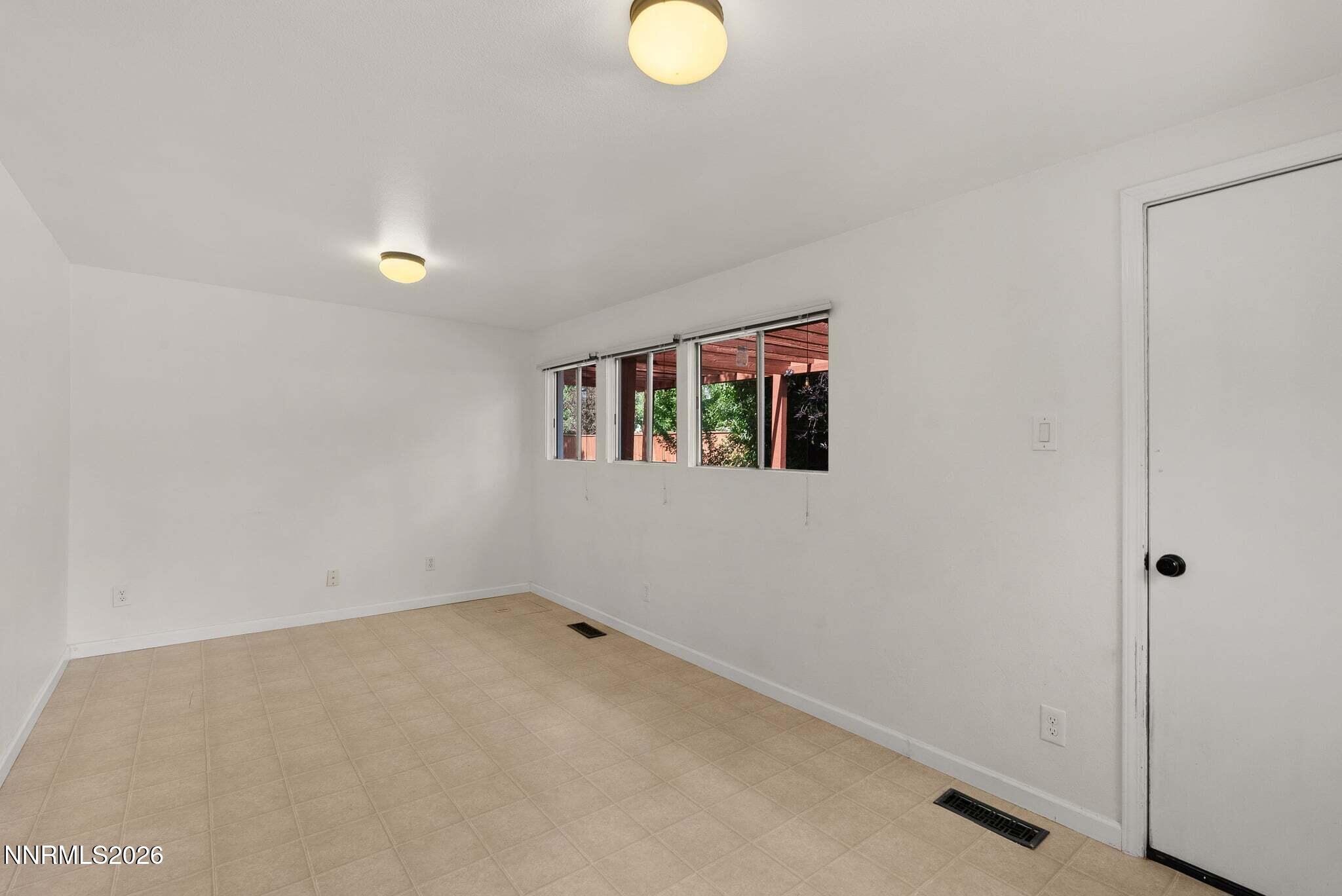930 Nixon Avenue Property Photo 14