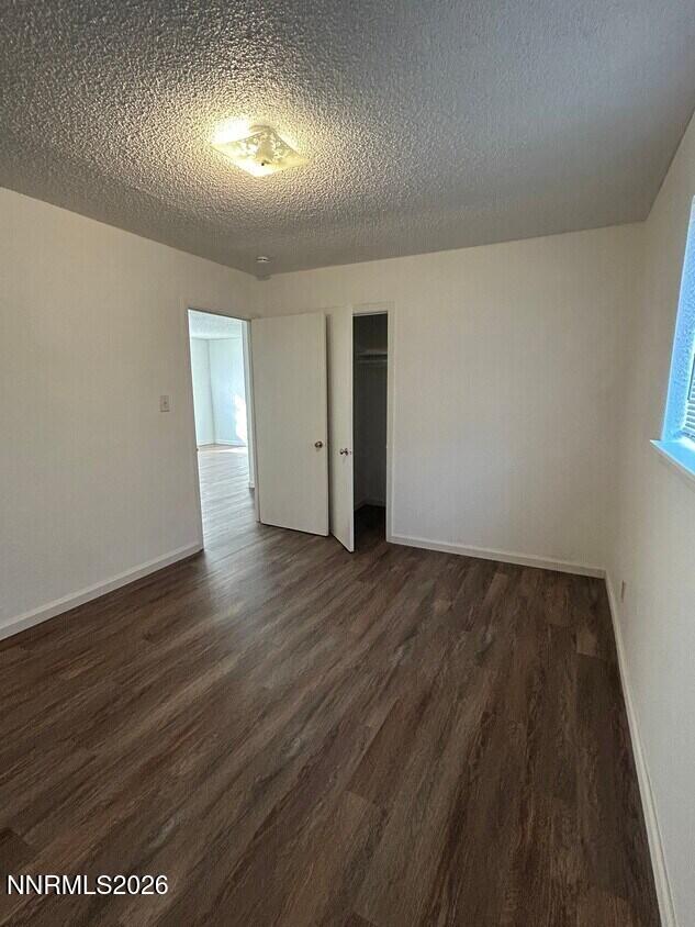 2010 W Sheffield Way Property Photo 8