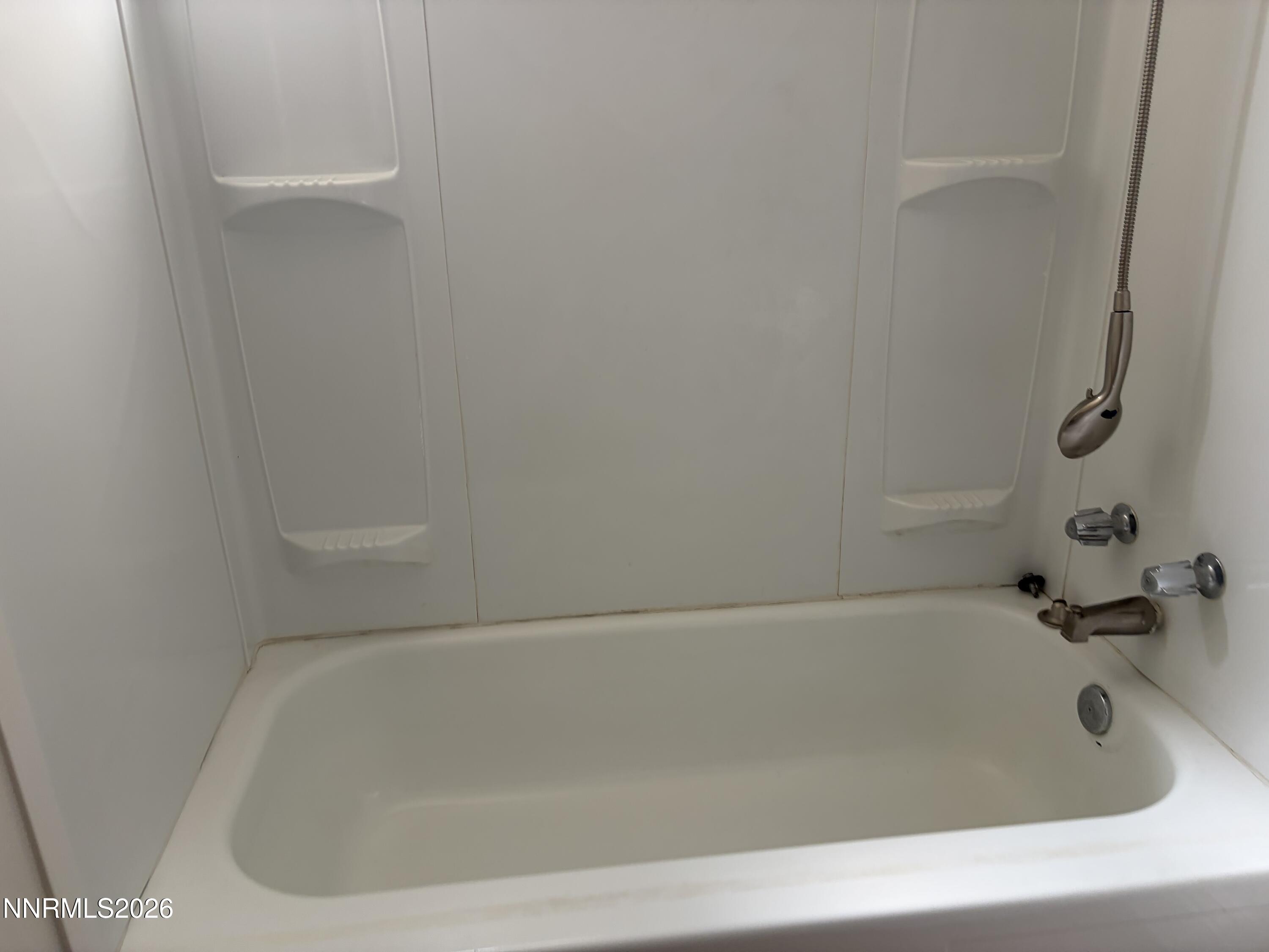 2079 E Sheffield Way Property Photo 3
