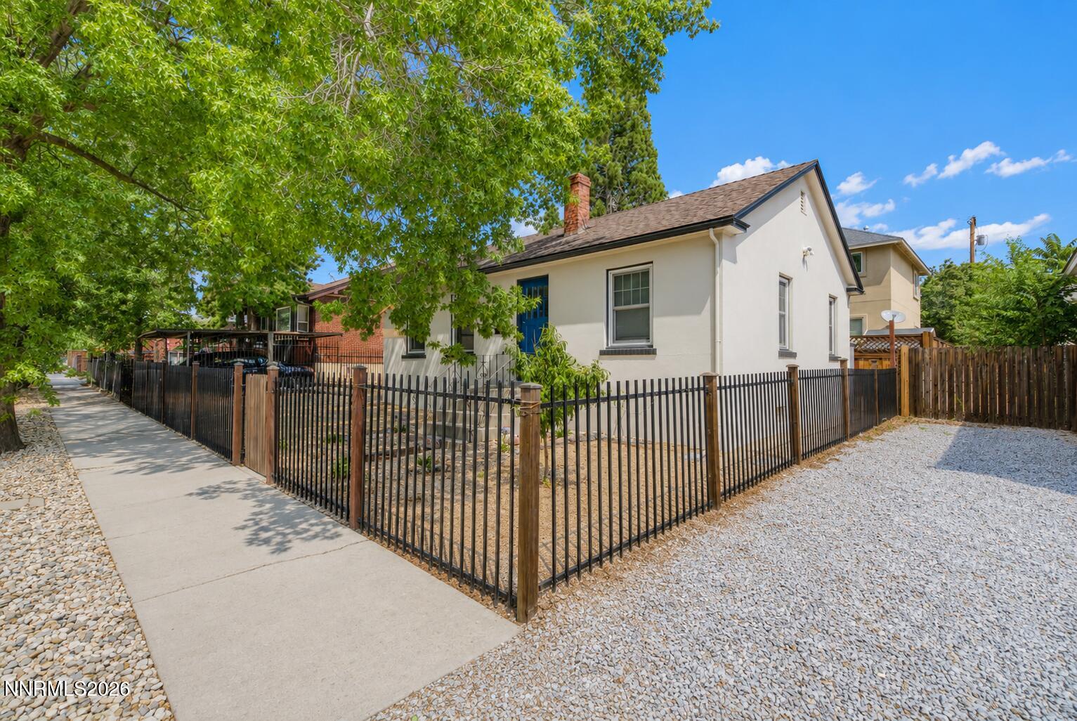 443 Burns Street Property Photo 8