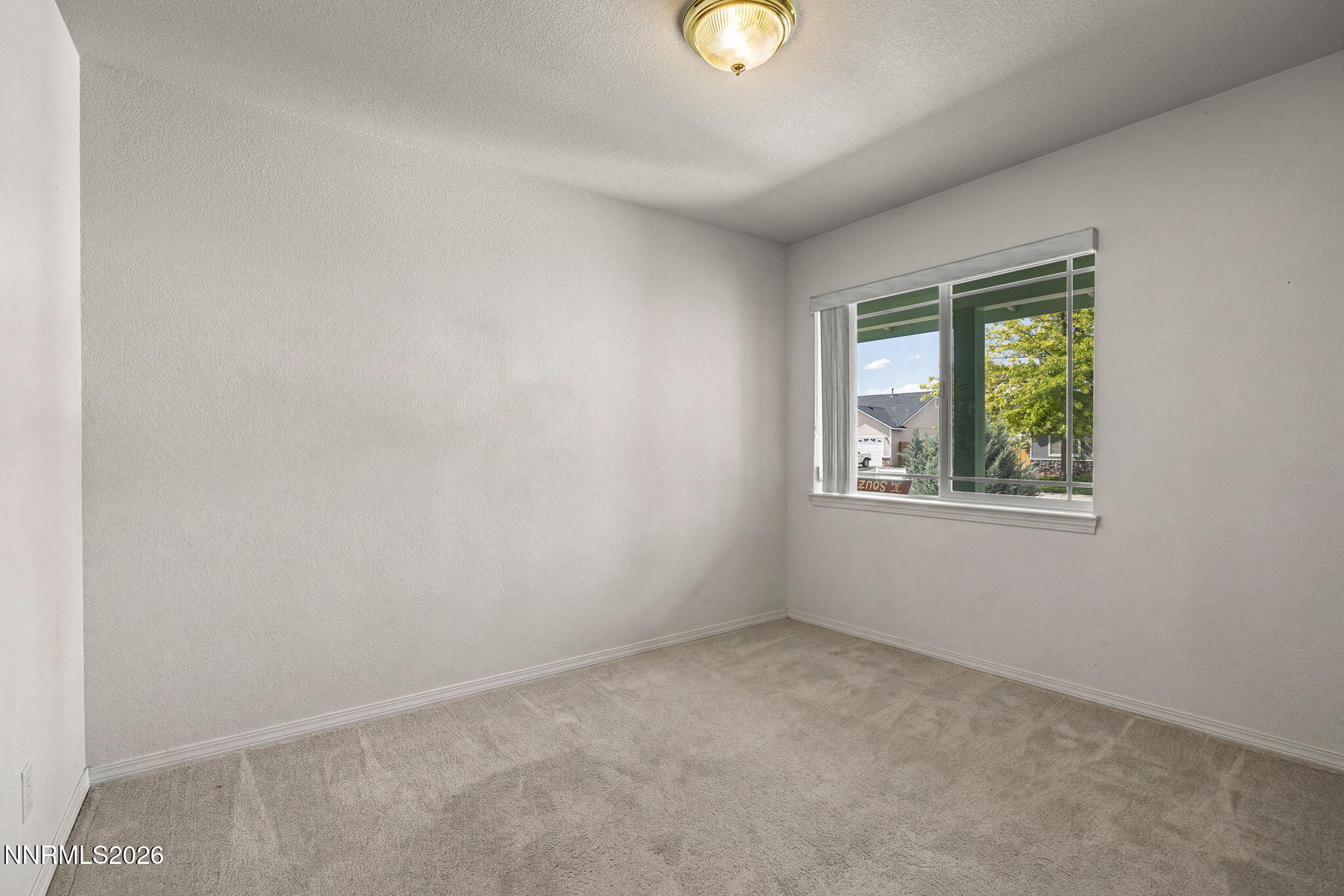1335 E Marion Russell Drive Property Photo 7