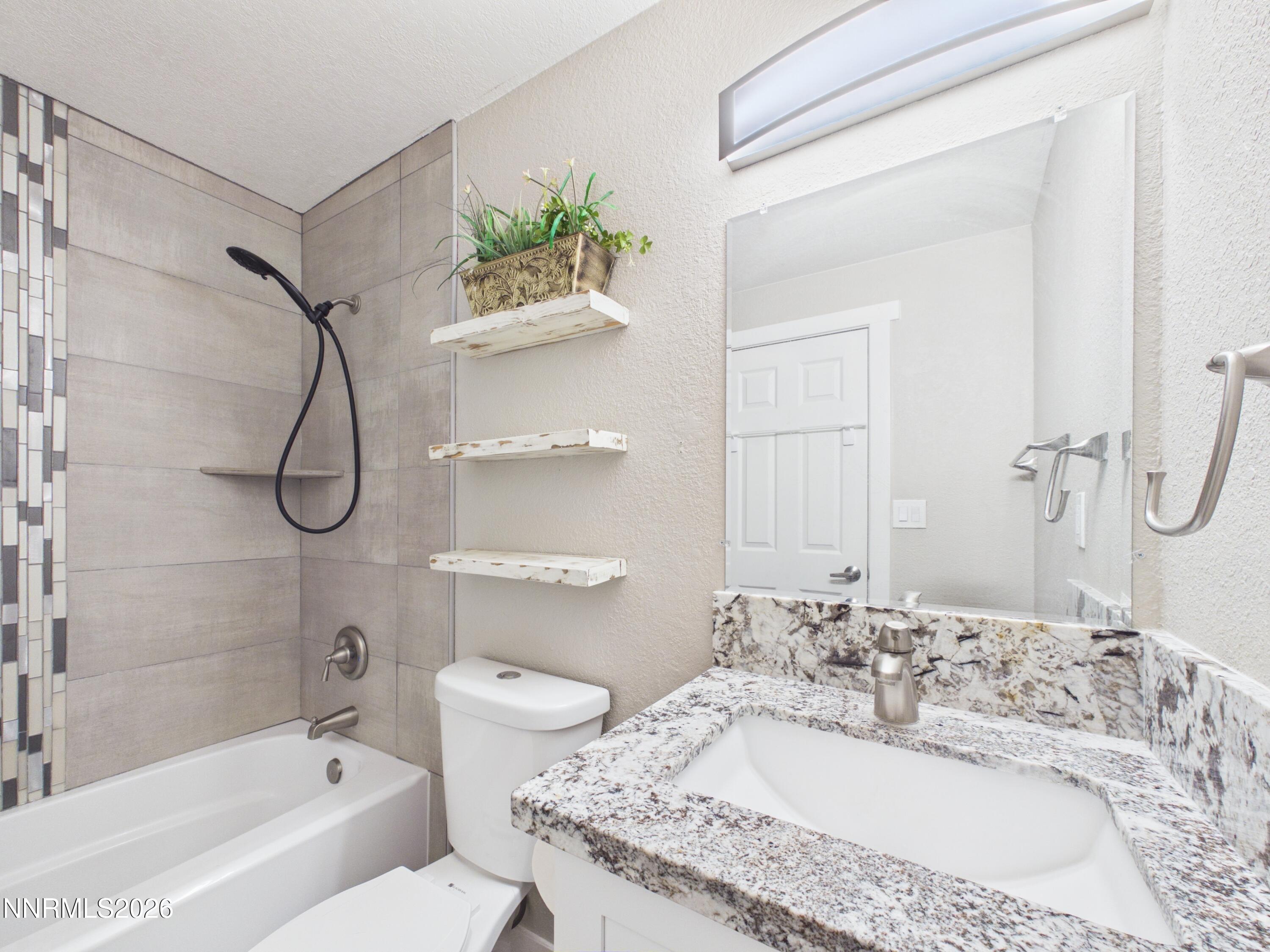 2425 Seneca Drive Property Photo 13