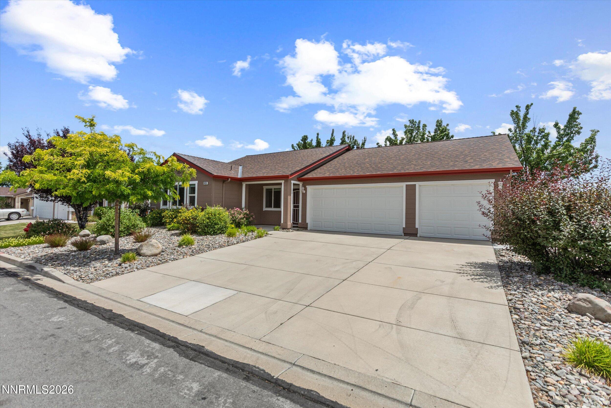 9830 Crystalline Drive Property Photo 2