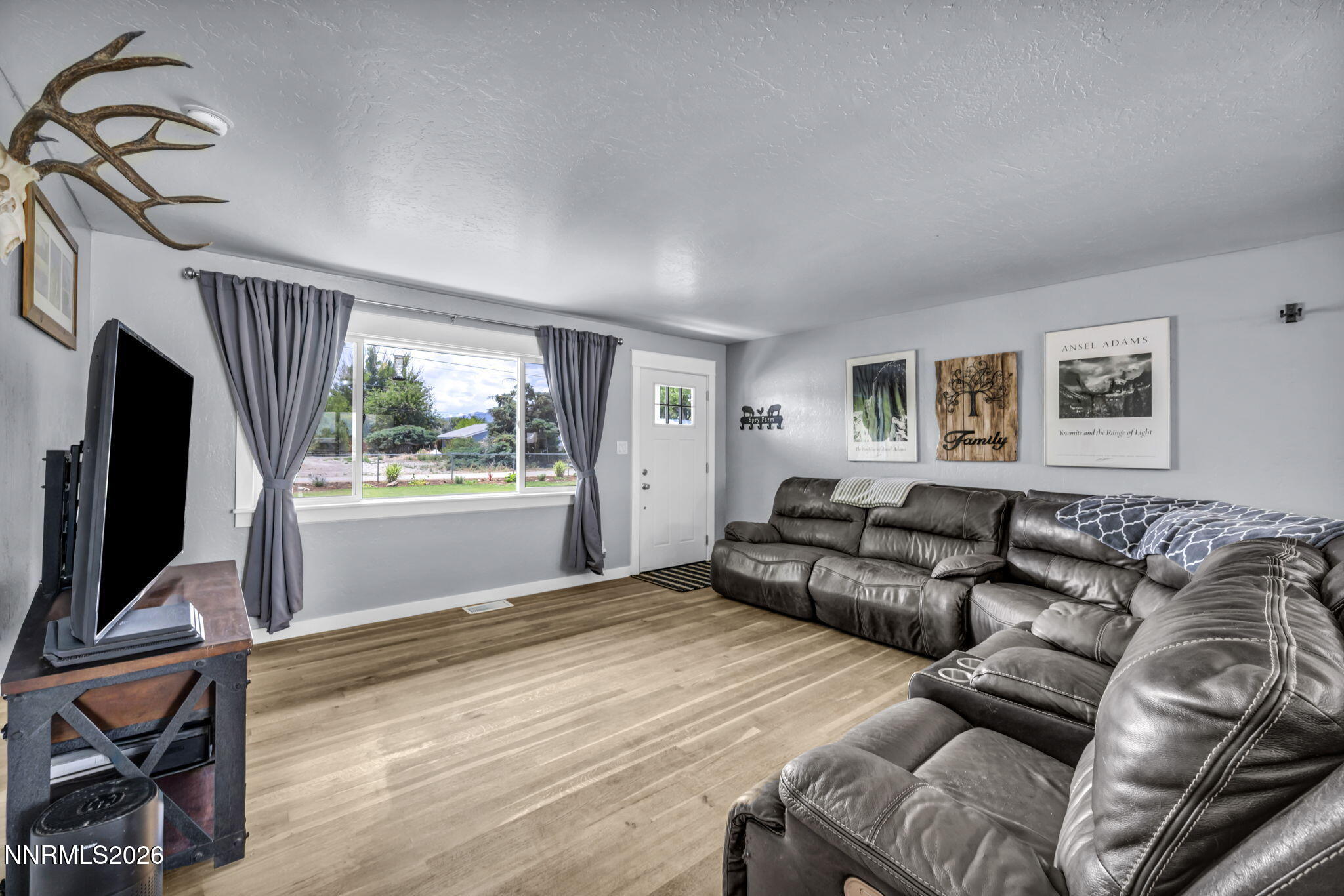 20 Baker Lane Property Photo 6
