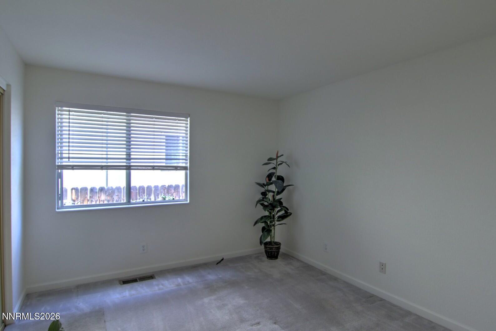 995 Leah Circle Property Photo 14