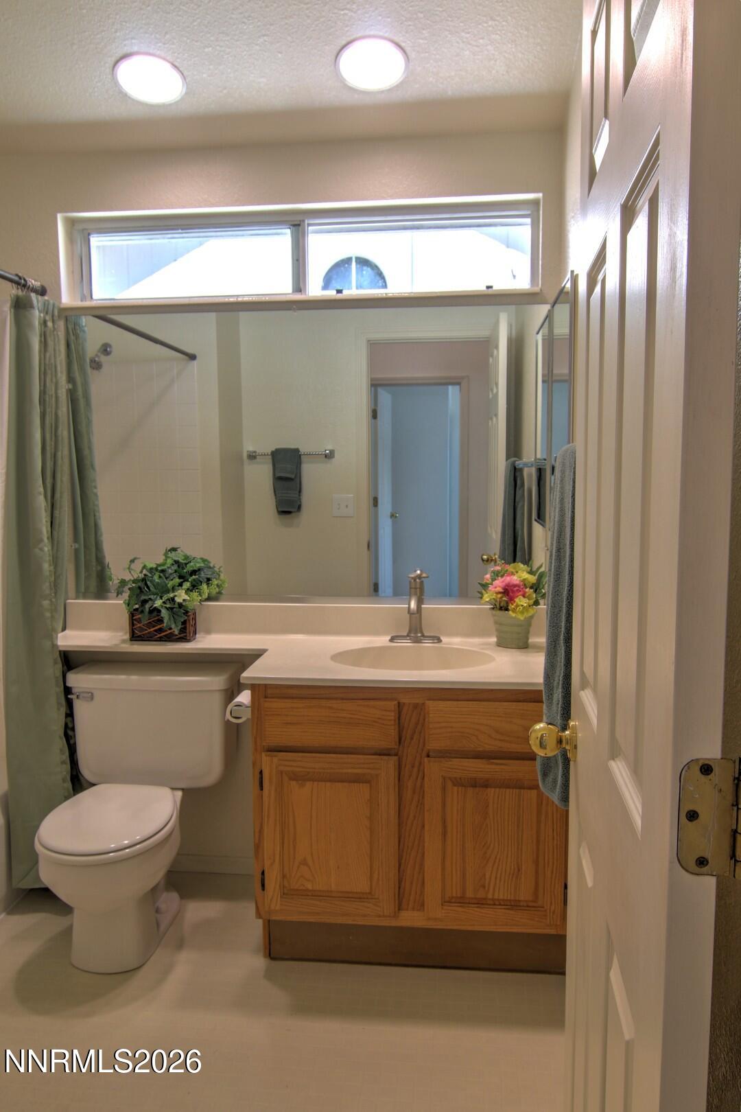 995 Leah Circle Property Photo 33