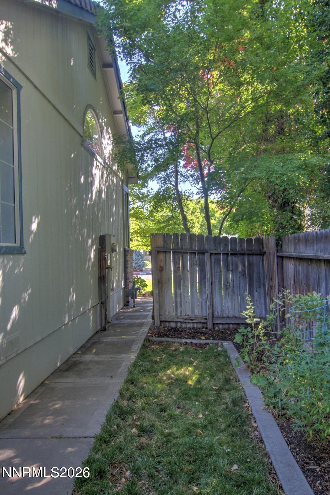 995 Leah Circle Property Photo 38