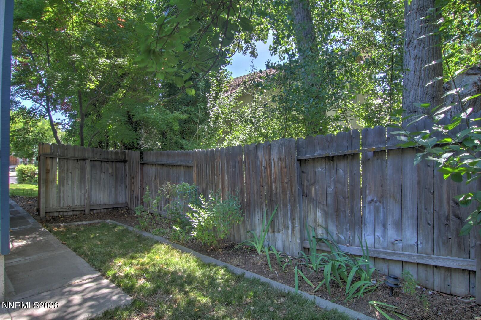 995 Leah Circle Property Photo 39