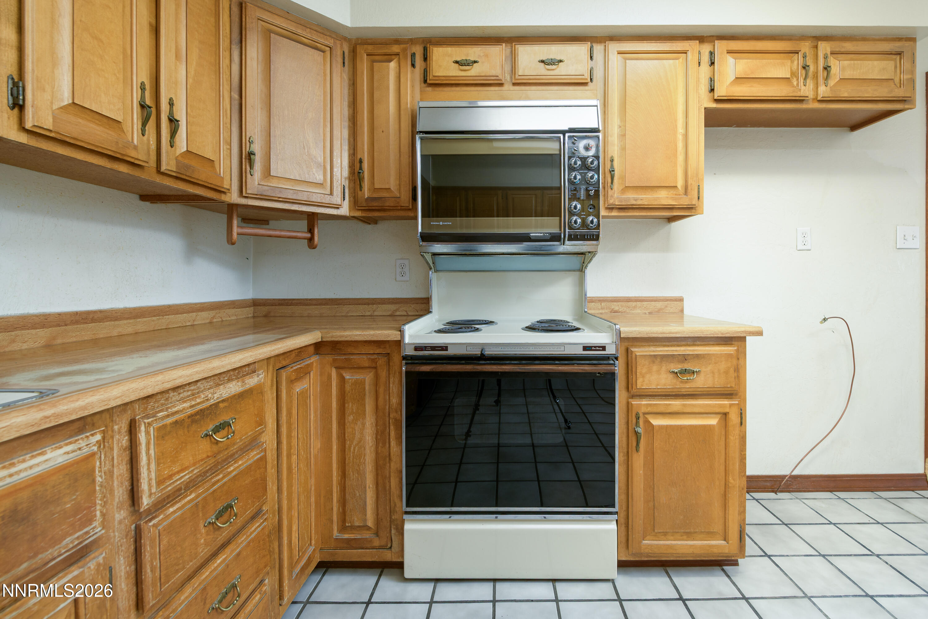 236 S West Street Property Photo 10
