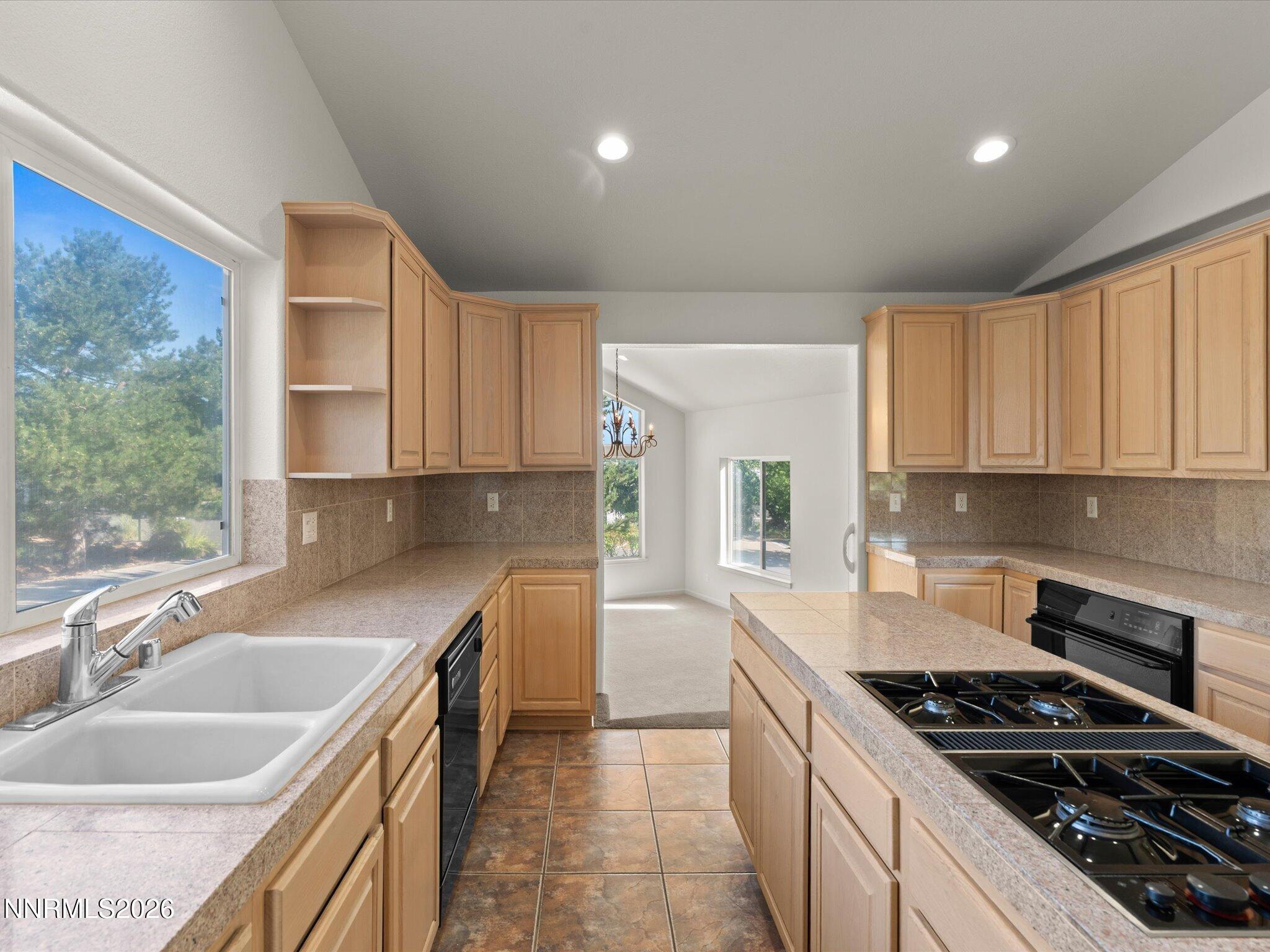 12920 Welcome Way Property Photo 28