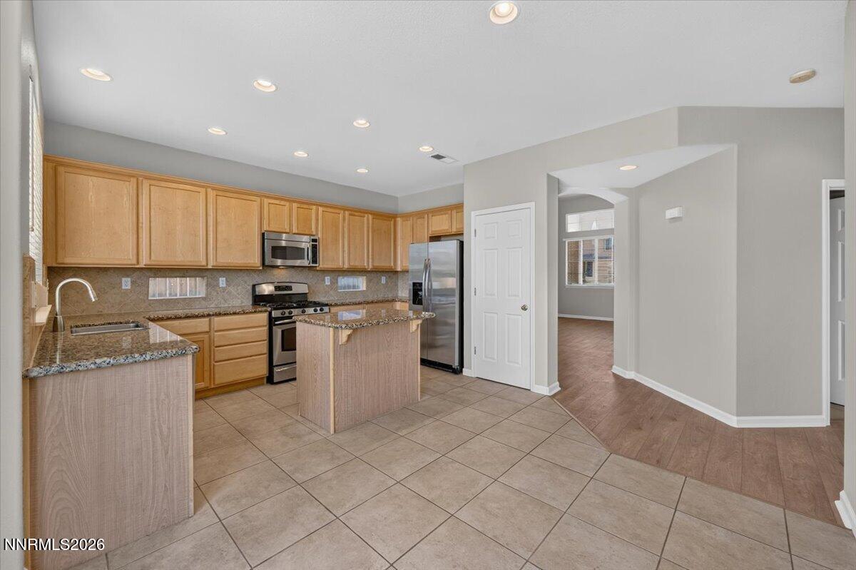 7730 Peavine Shadow Court Property Photo 8