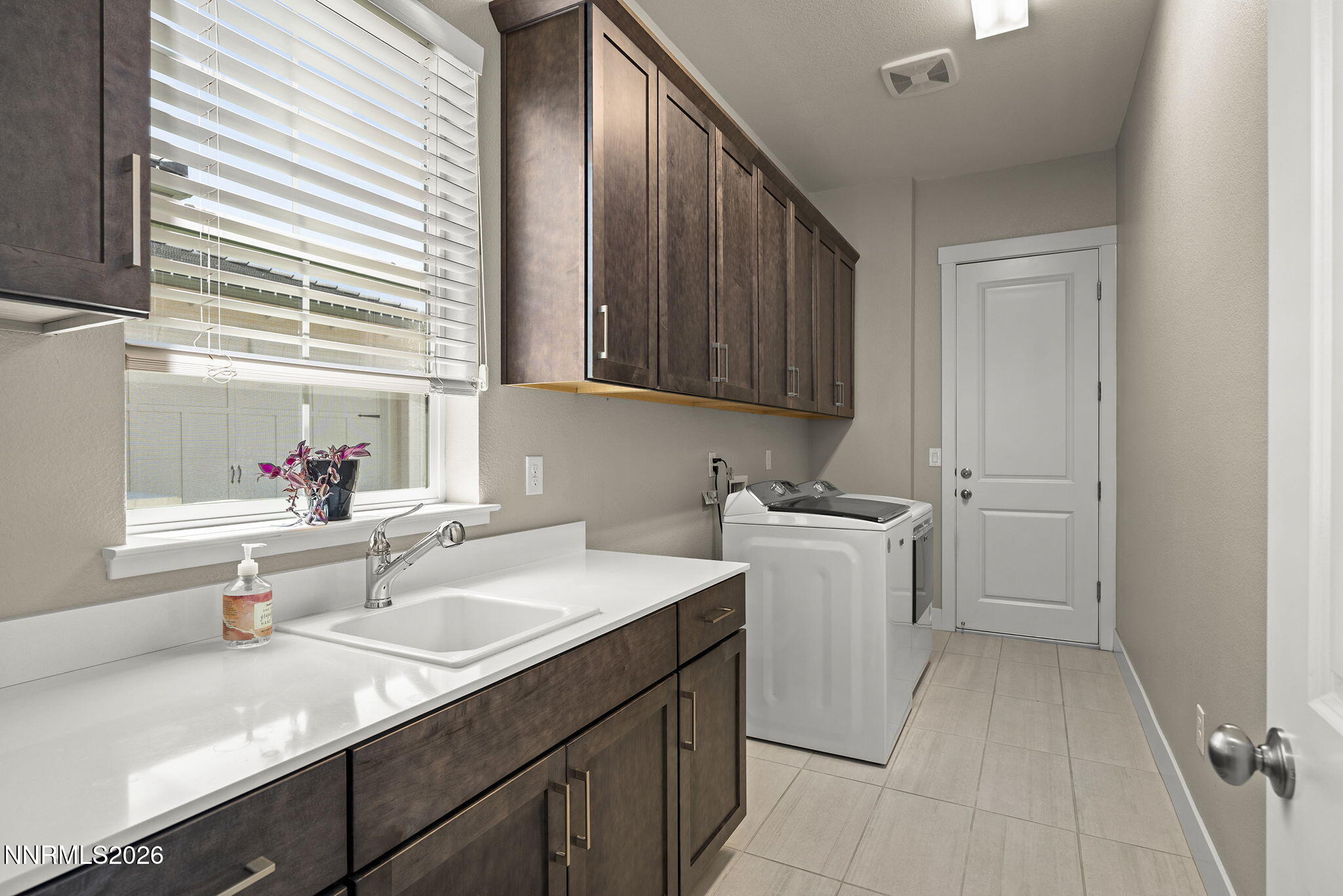 9604 Copperhorn Way Property Photo 32