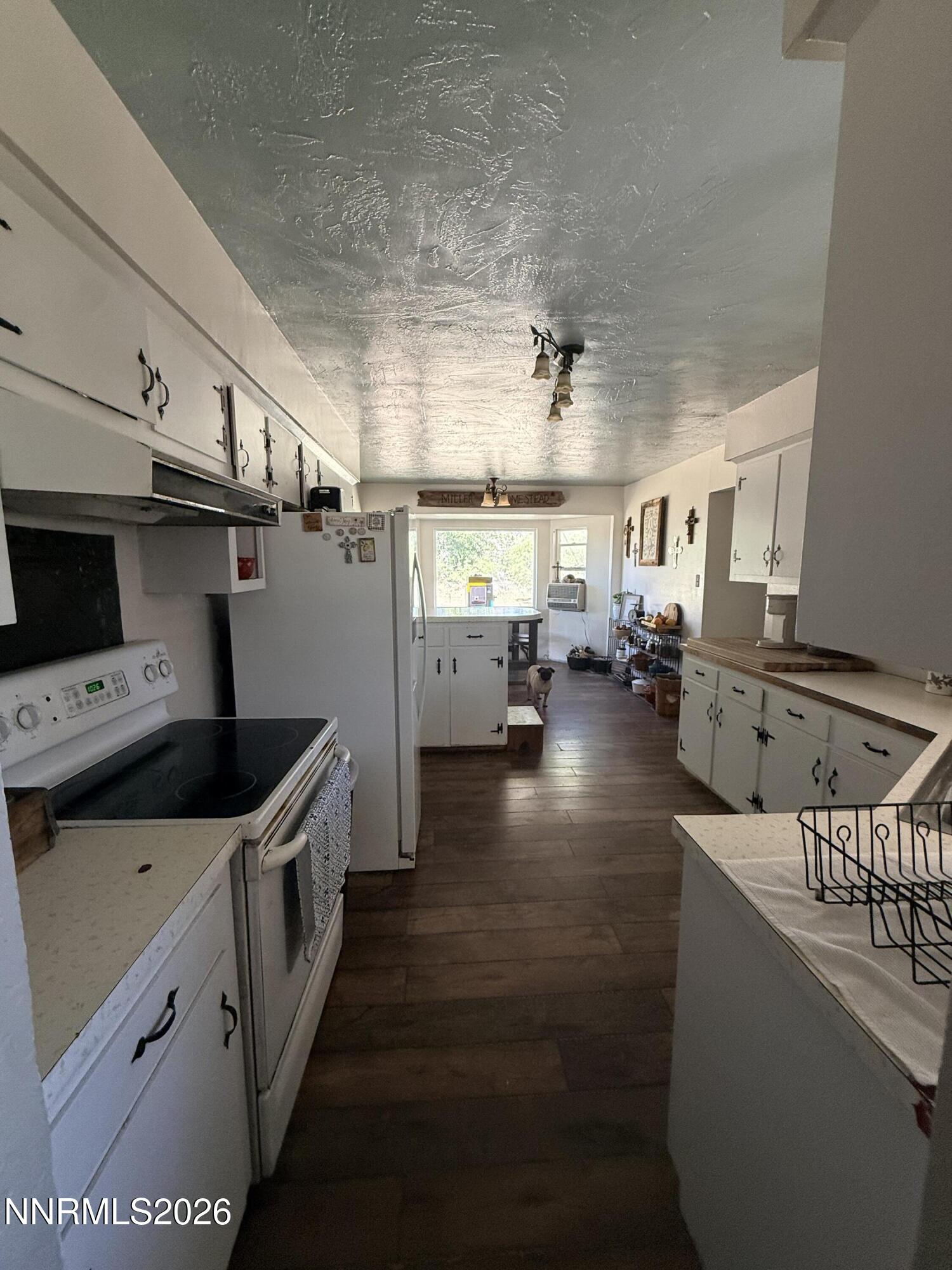 651 Highway 208 Property Photo 2