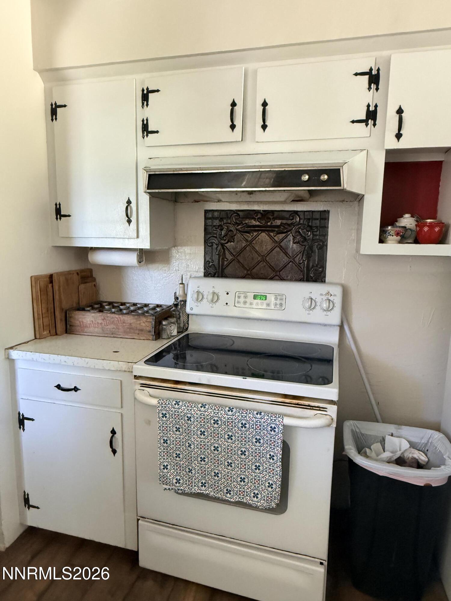 651 Highway 208 Property Photo 3