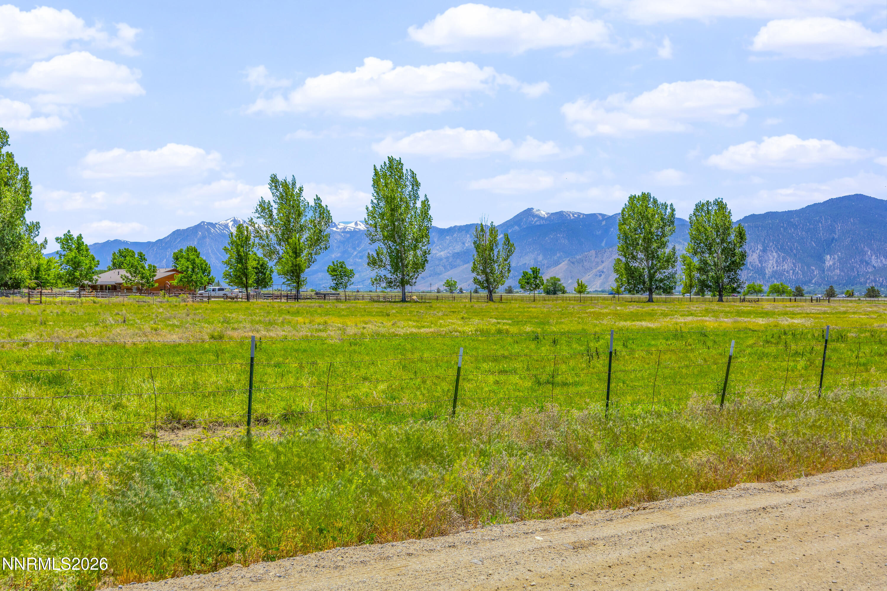 2693 U.s. Highway 395 Property Photo 4
