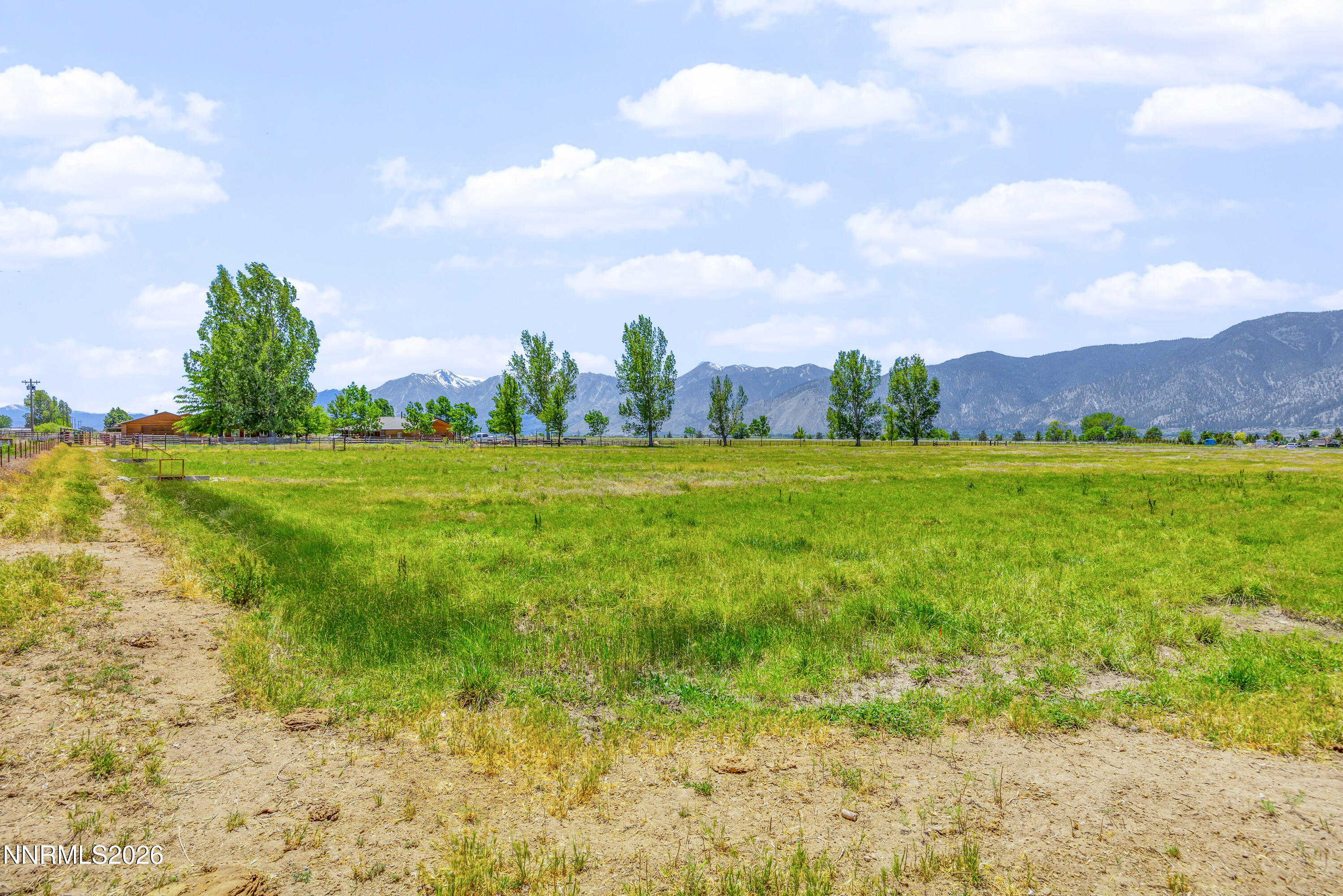 2693 U.s. Highway 395 Property Photo 23
