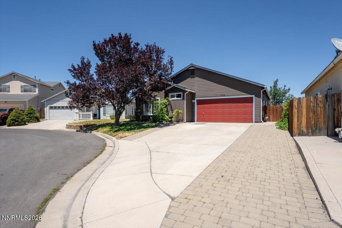 9945 Sandhaven Court Property Photo 3